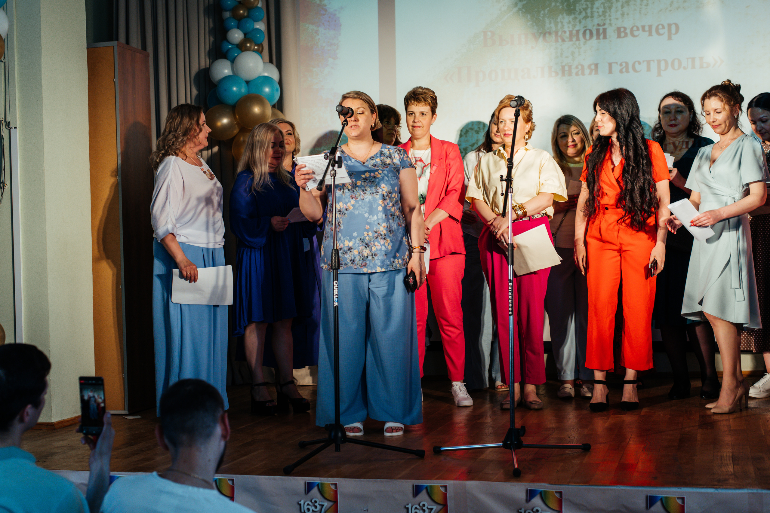 1637 пз. Выпускные альбомы в Подольске Москве и МО