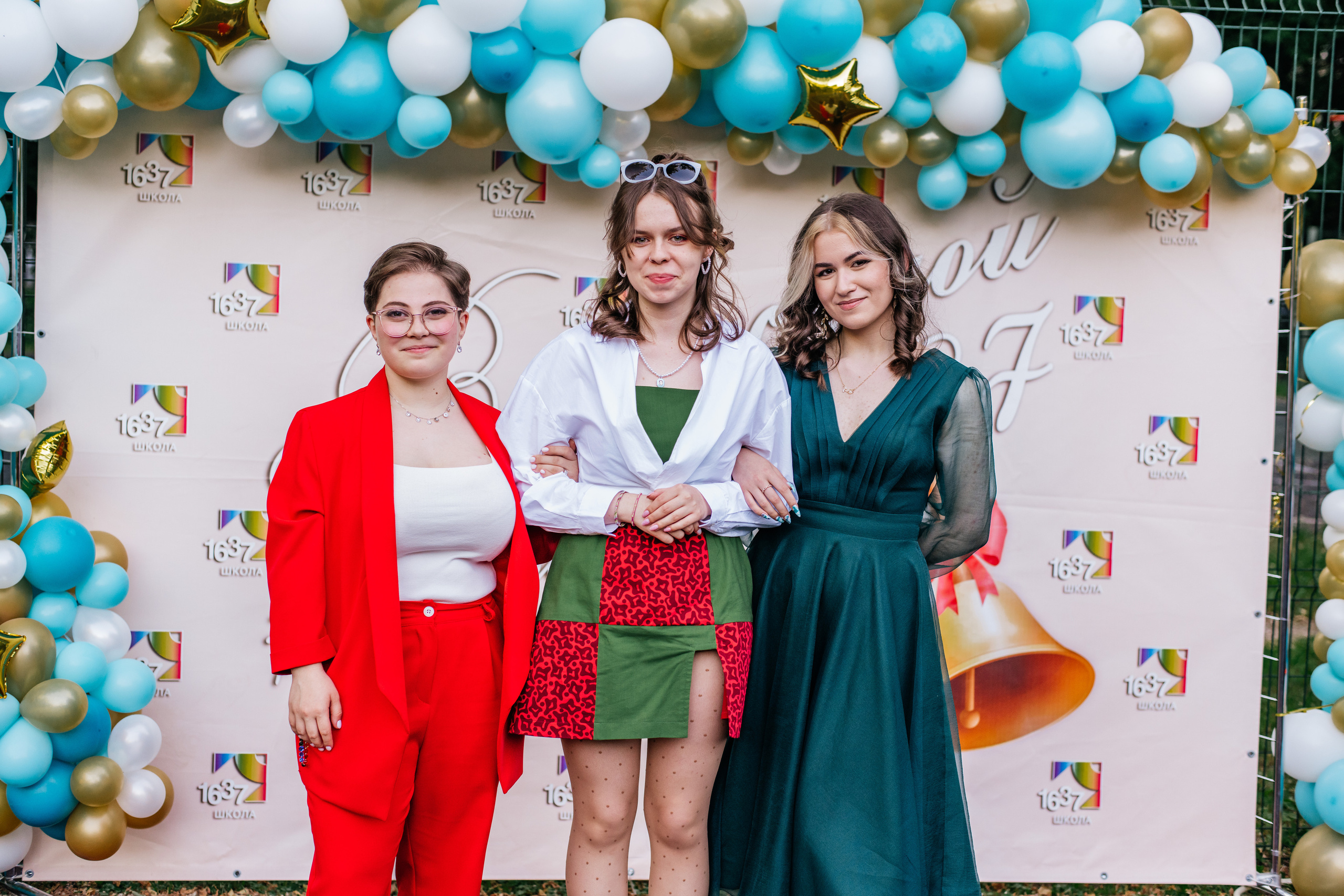 Фотосессия улица. Выпускные альбомы в Подольске Москве и МО