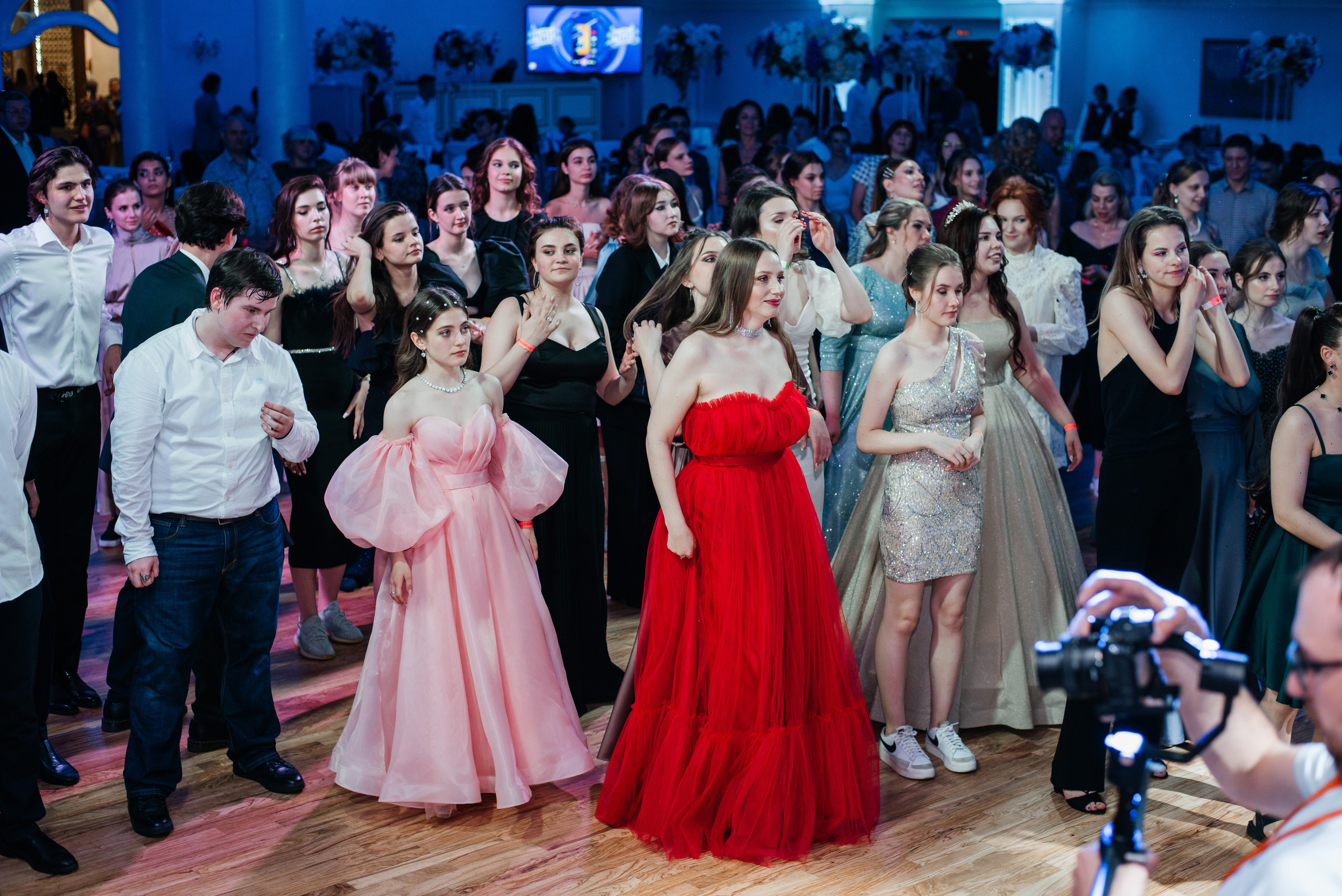 1637 банкет. Выпускные альбомы в Подольске Москве и МО