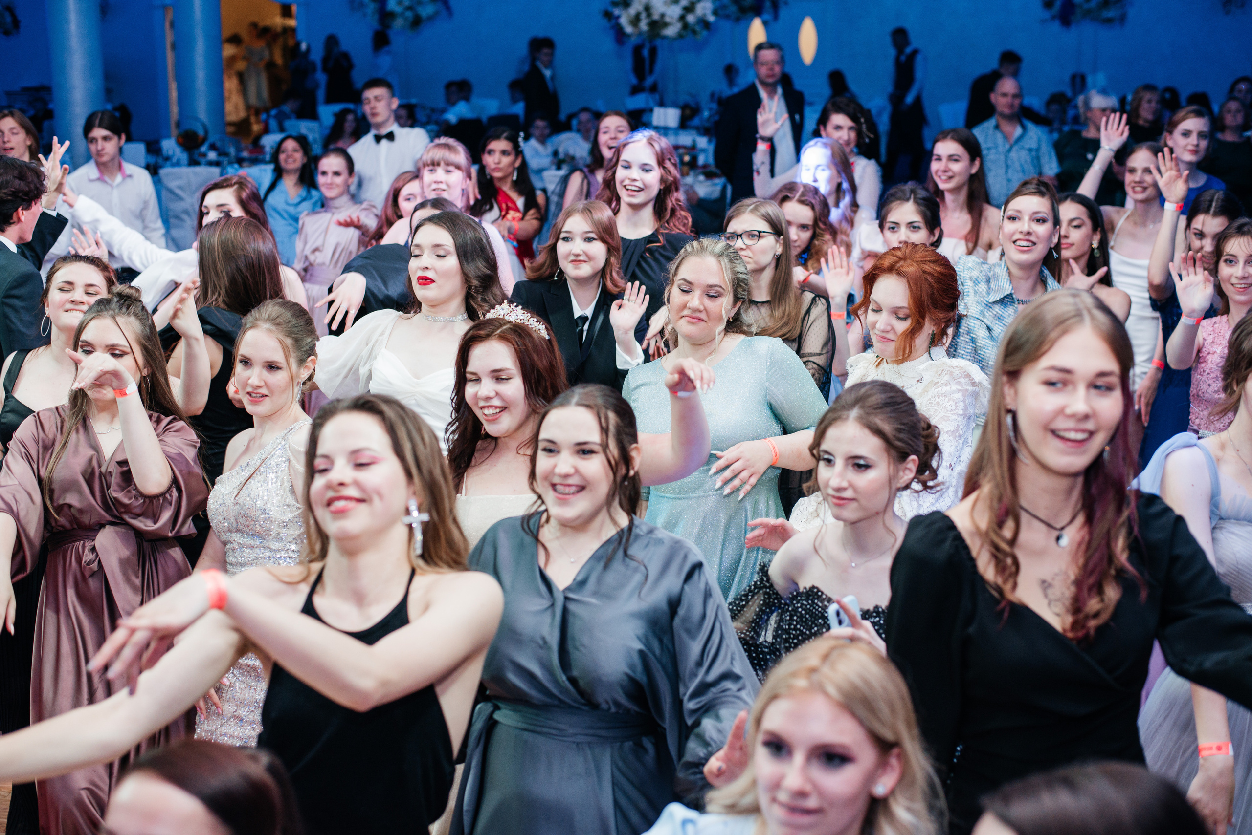 1637 банкет. Выпускные альбомы в Подольске Москве и МО