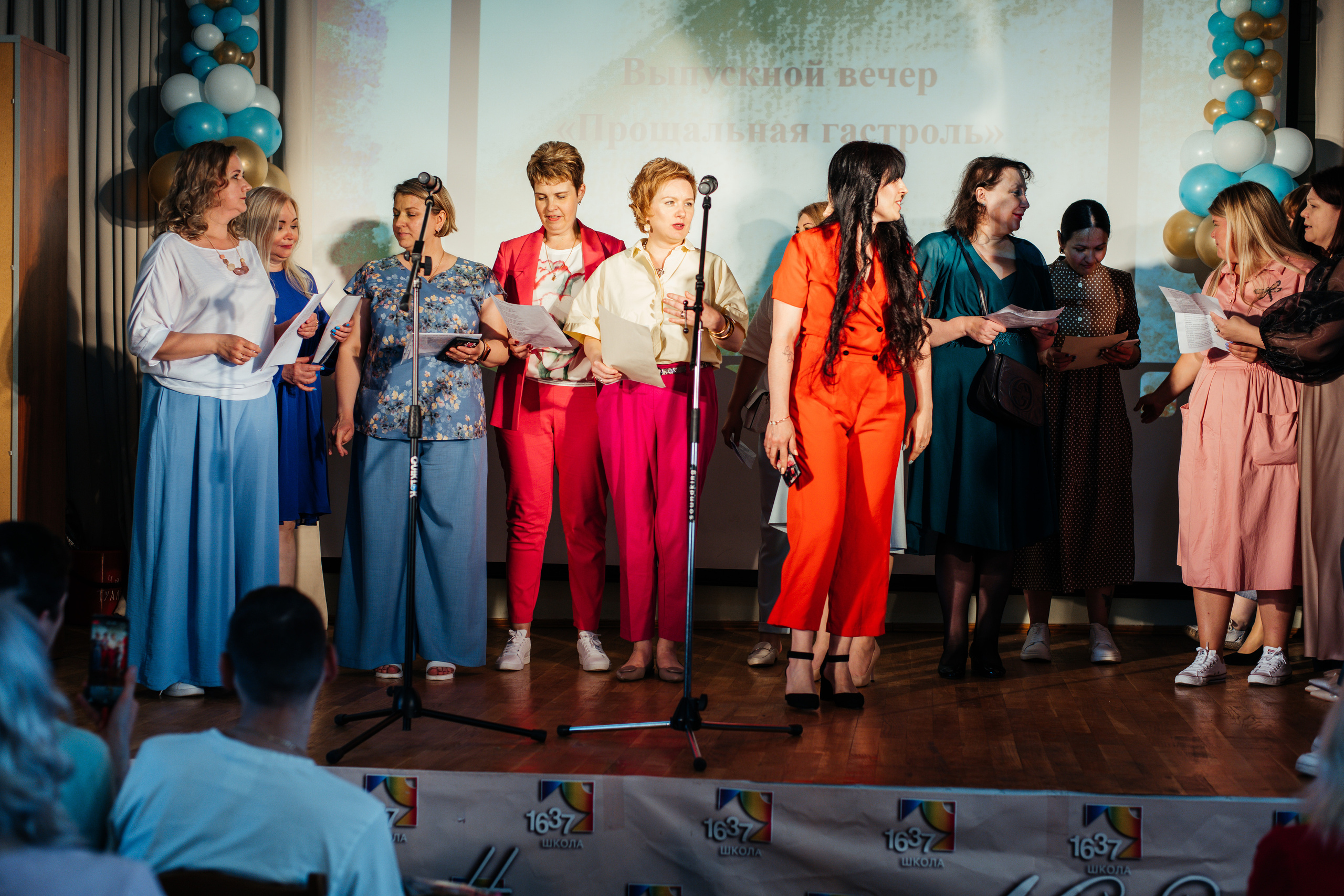 1637 пз. Выпускные альбомы в Подольске Москве и МО