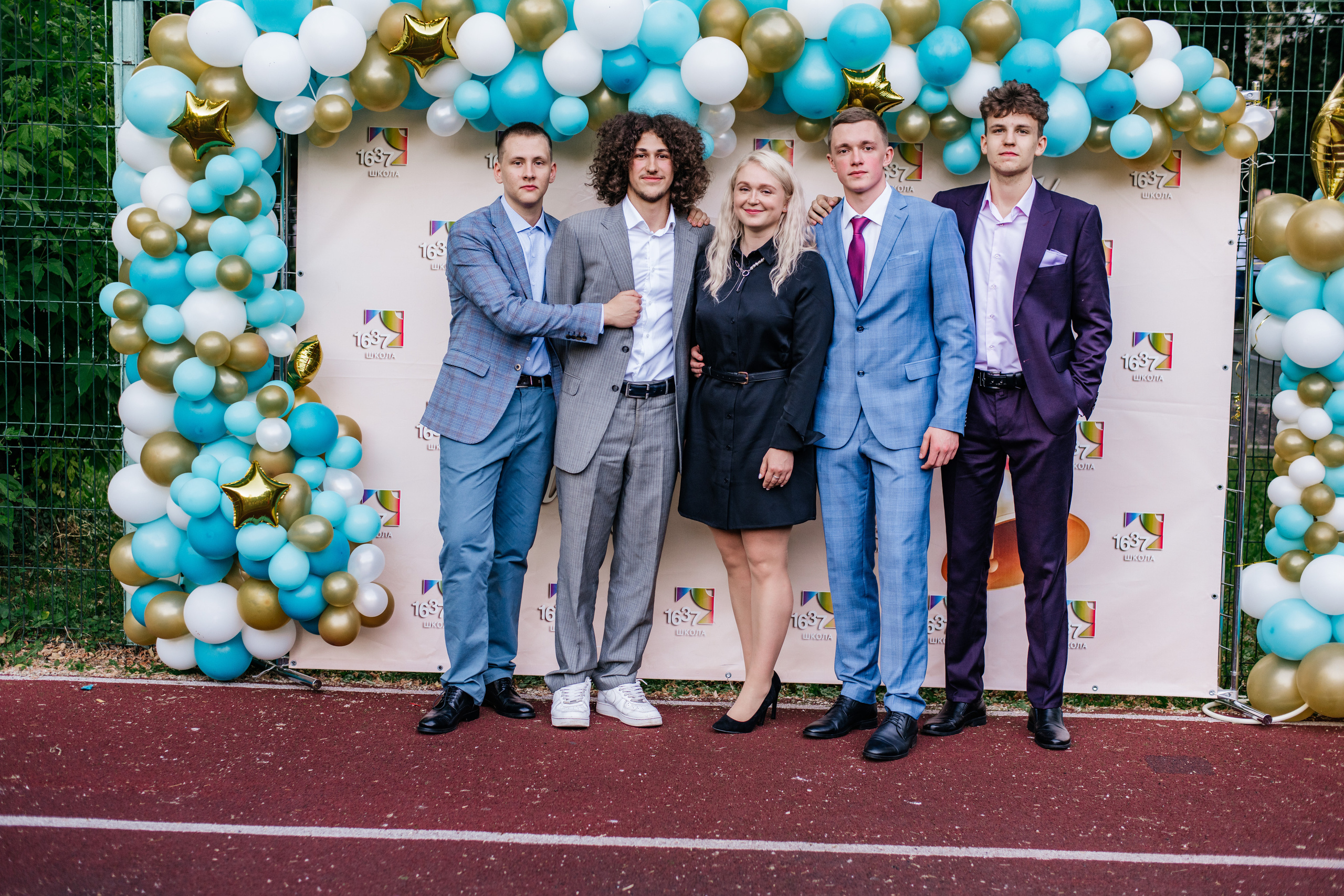 Фотосессия улица. Выпускные альбомы в Подольске Москве и МО