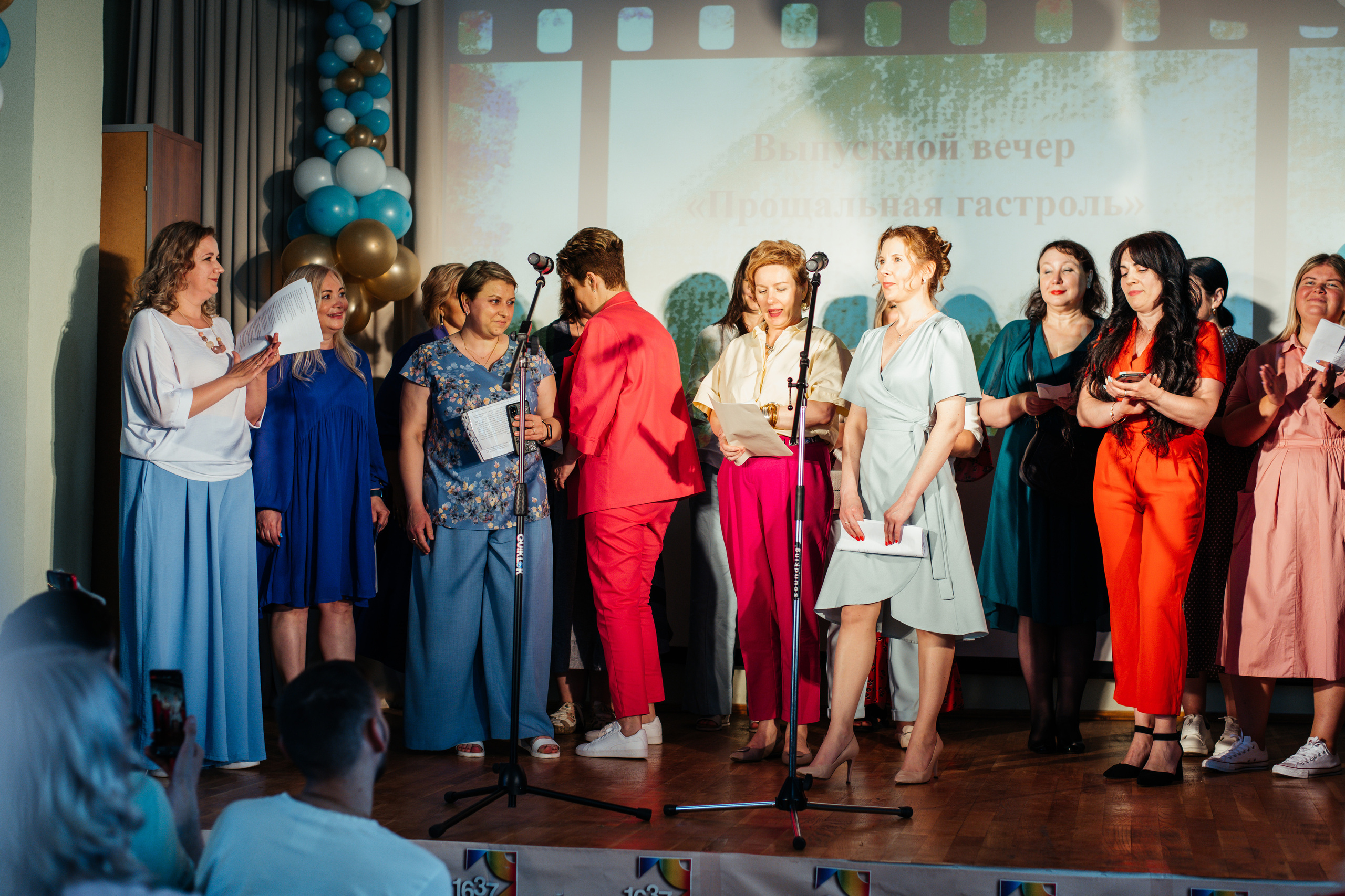 1637 пз. Выпускные альбомы в Подольске Москве и МО