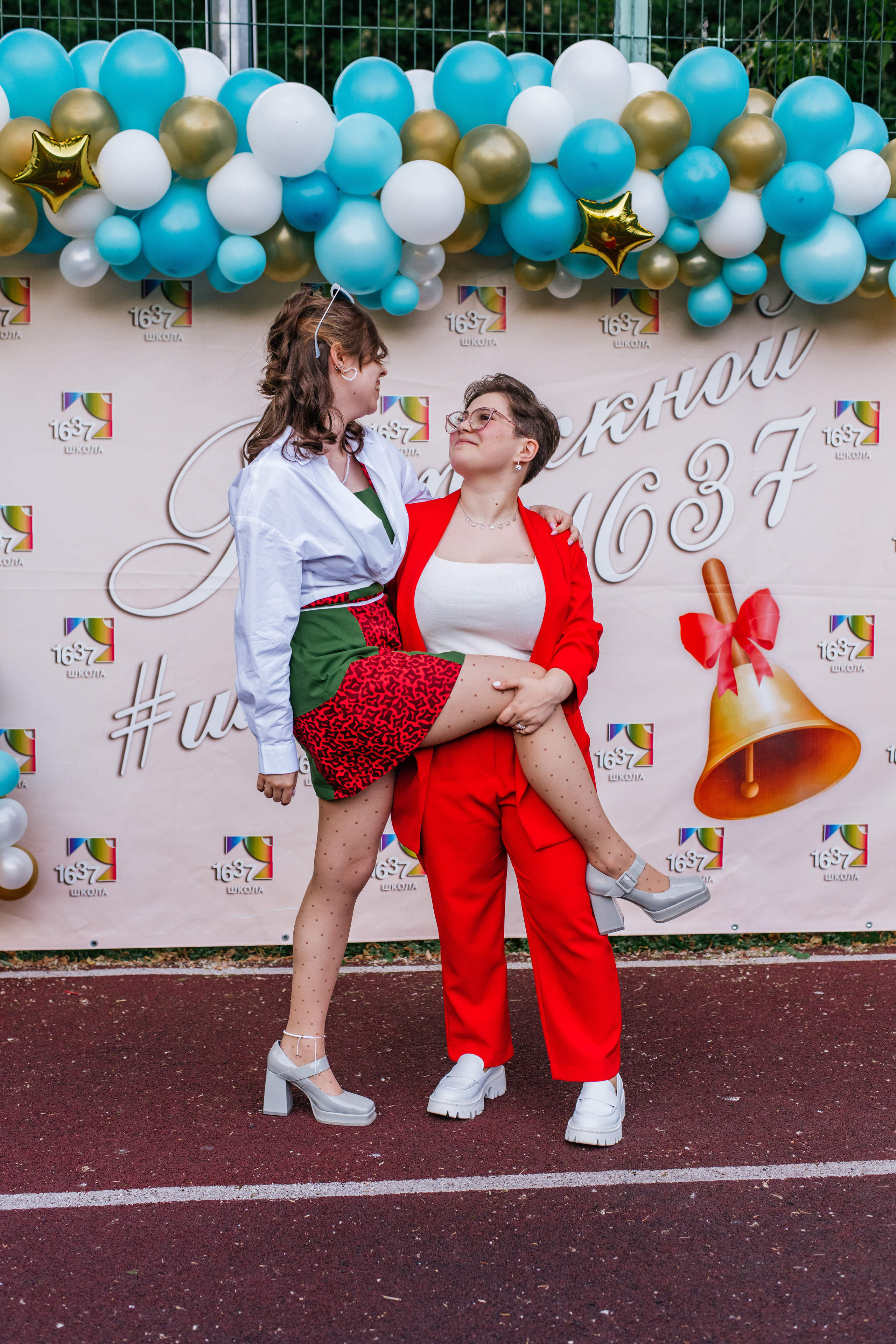 Фотосессия улица. Выпускные альбомы в Подольске Москве и МО