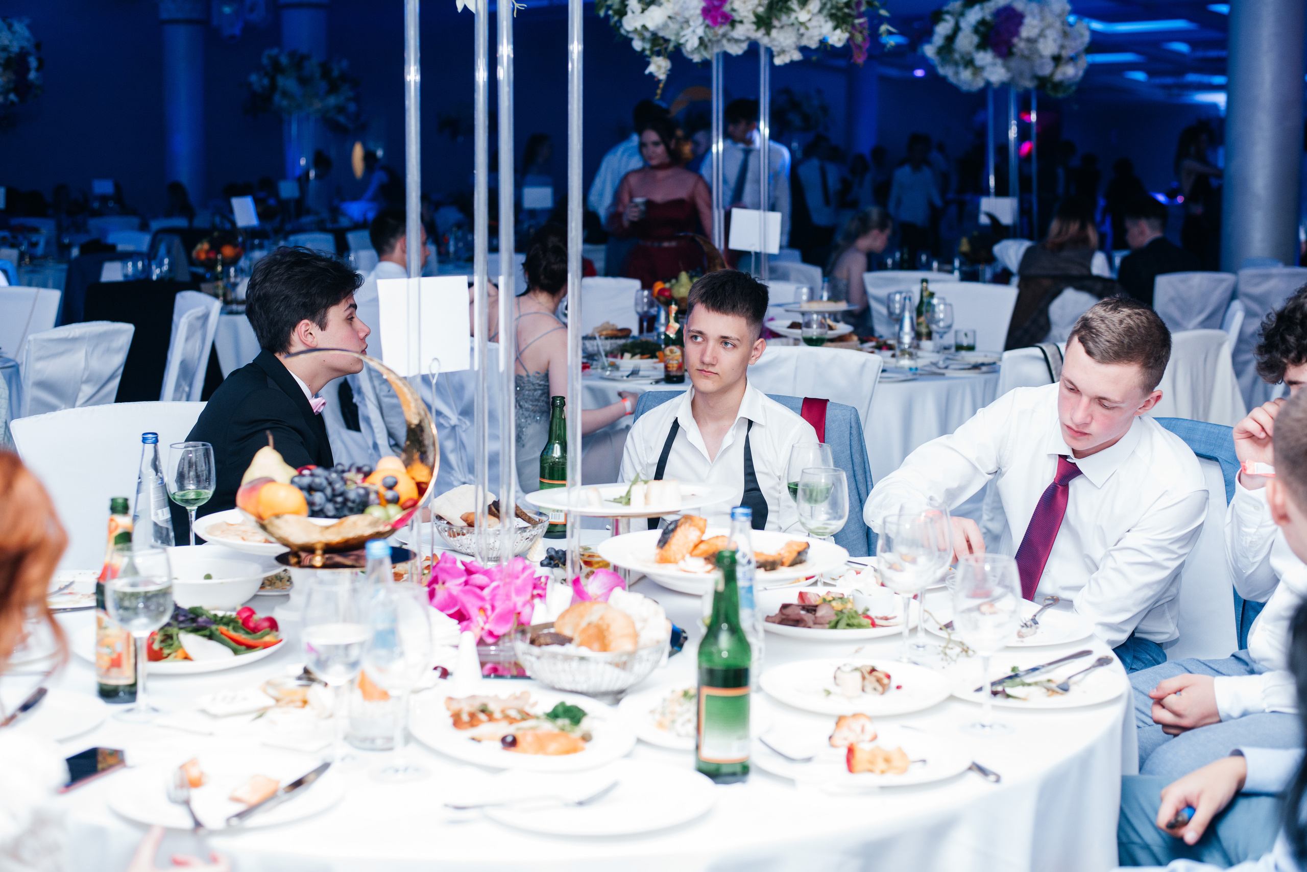 1637 банкет. Выпускные альбомы в Подольске Москве и МО