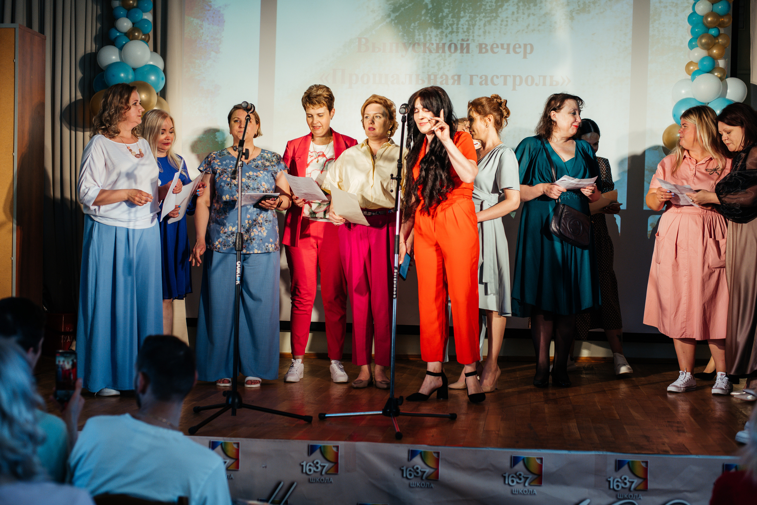 1637 пз. Выпускные альбомы в Подольске Москве и МО