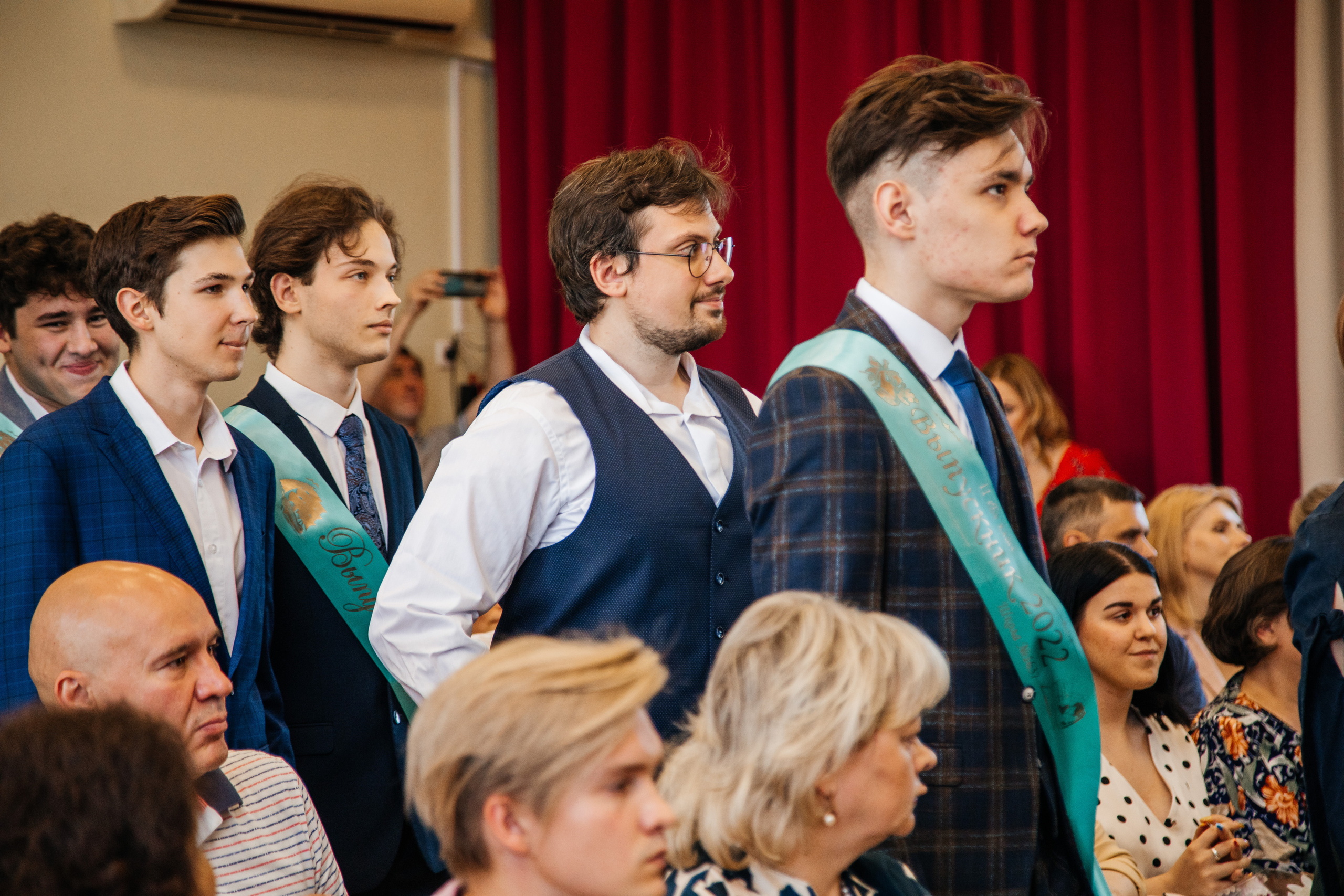 1637 пз. Выпускные альбомы в Подольске Москве и МО