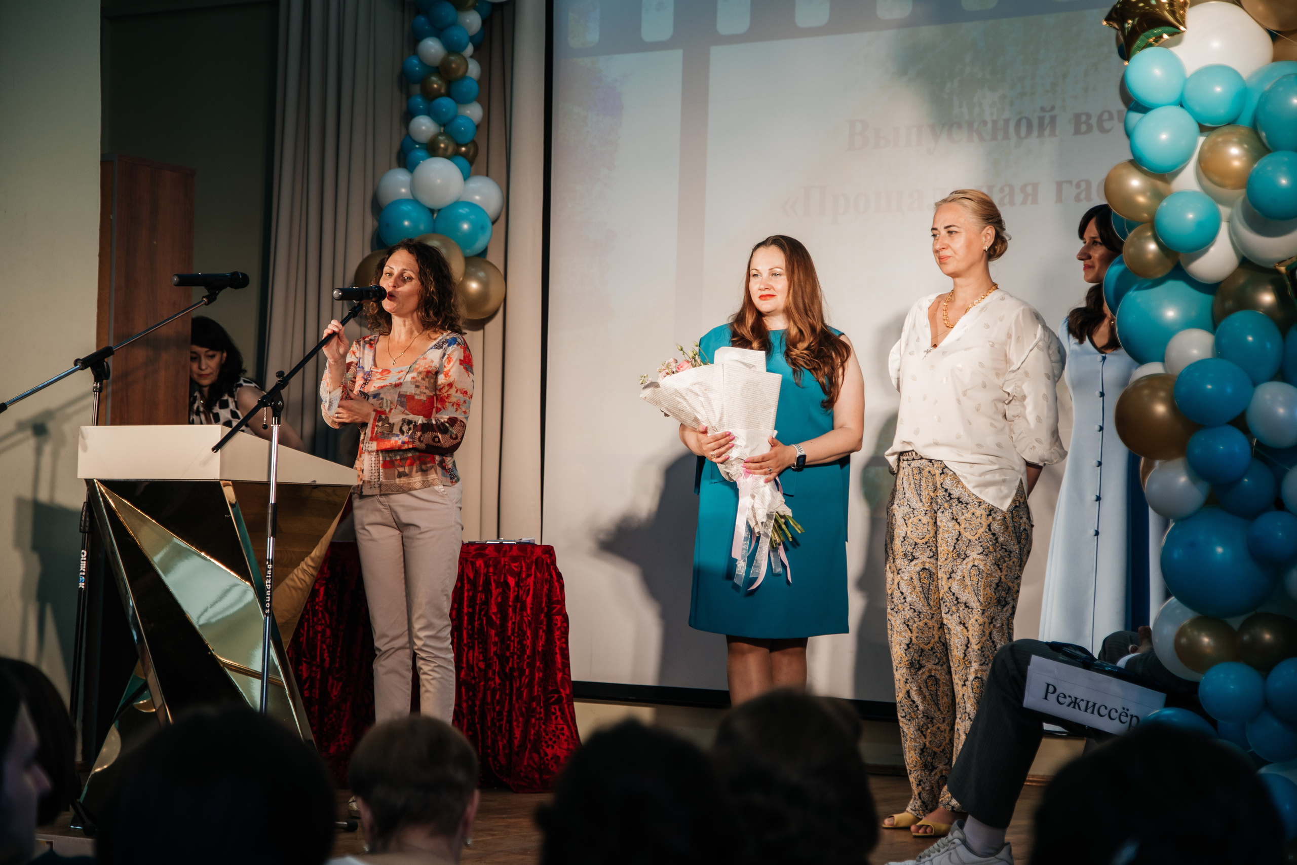 1637 пз. Выпускные альбомы в Подольске Москве и МО