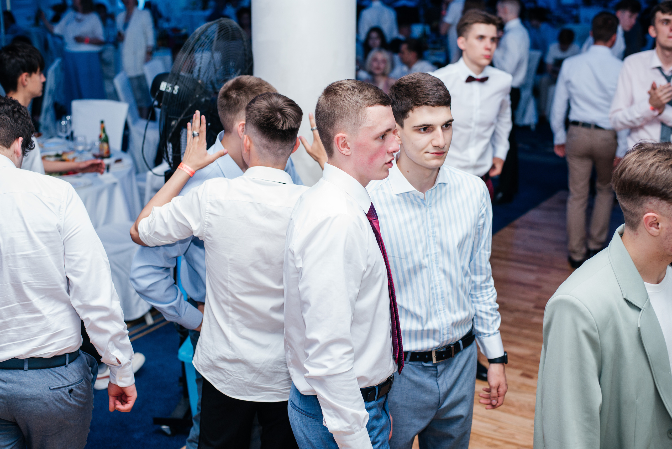 1637 банкет. Выпускные альбомы в Подольске Москве и МО