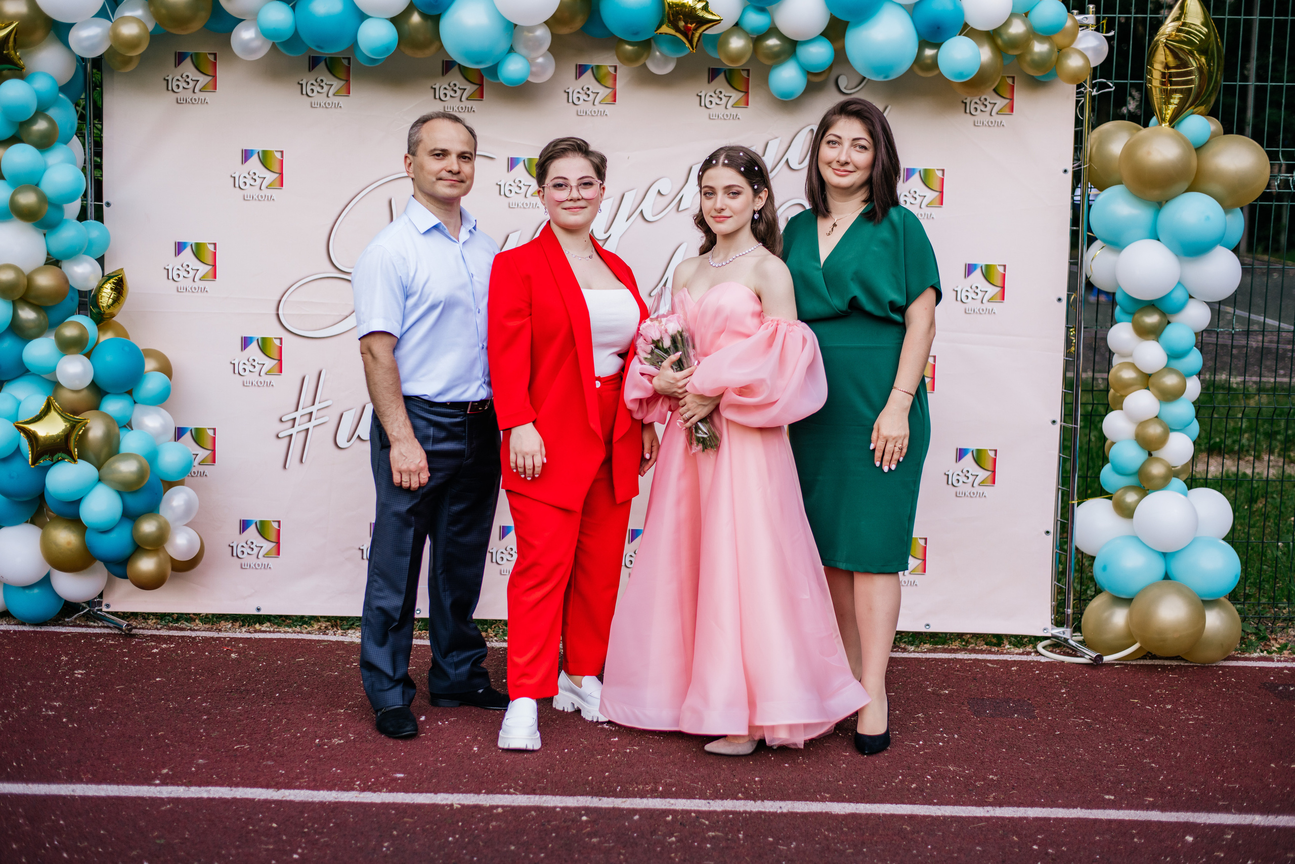 Фотосессия улица. Выпускные альбомы в Подольске Москве и МО