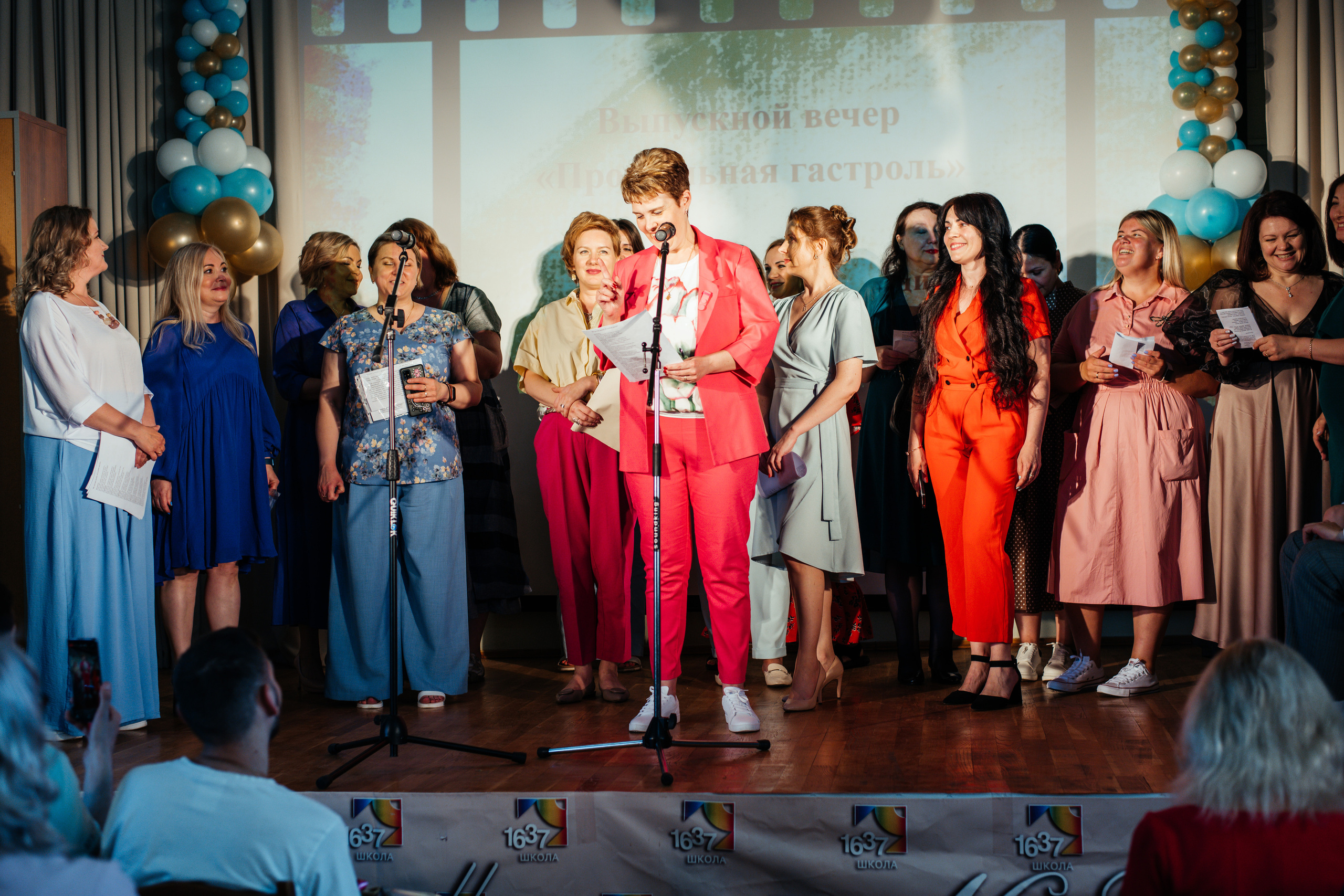 1637 пз. Выпускные альбомы в Подольске Москве и МО