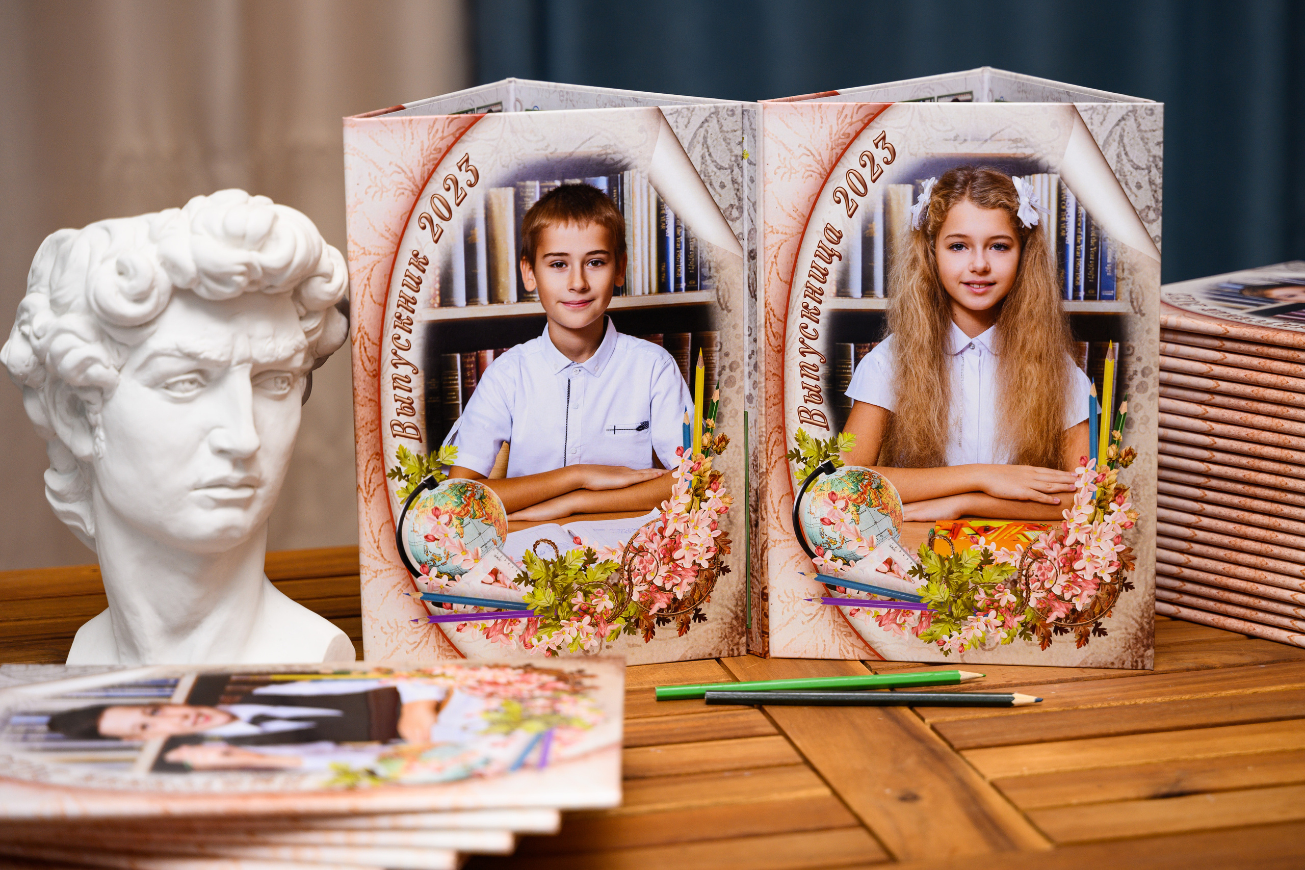 Трюмо. Выпускные альбомы в Подольске Москве и МО