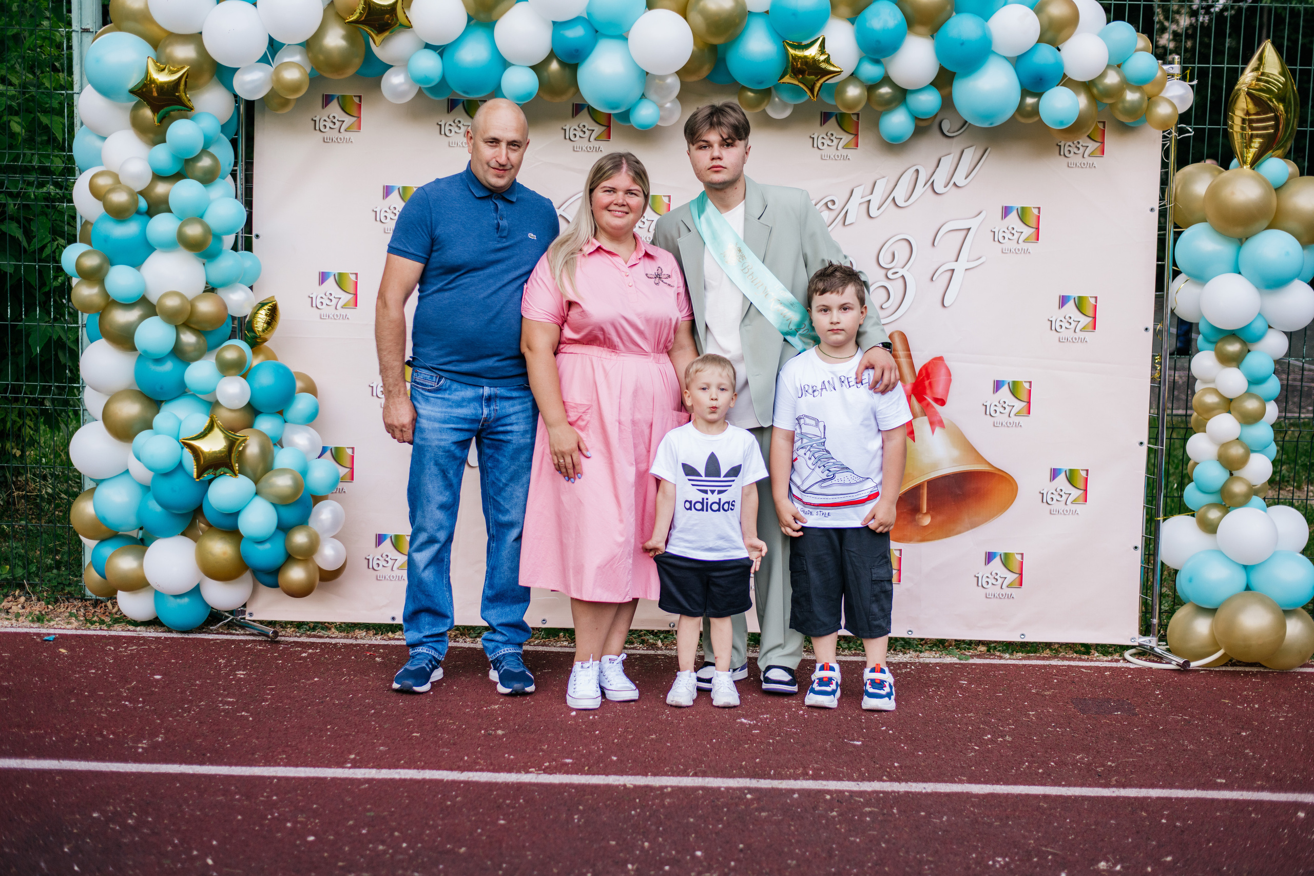 Фотосессия улица. Выпускные альбомы в Подольске Москве и МО