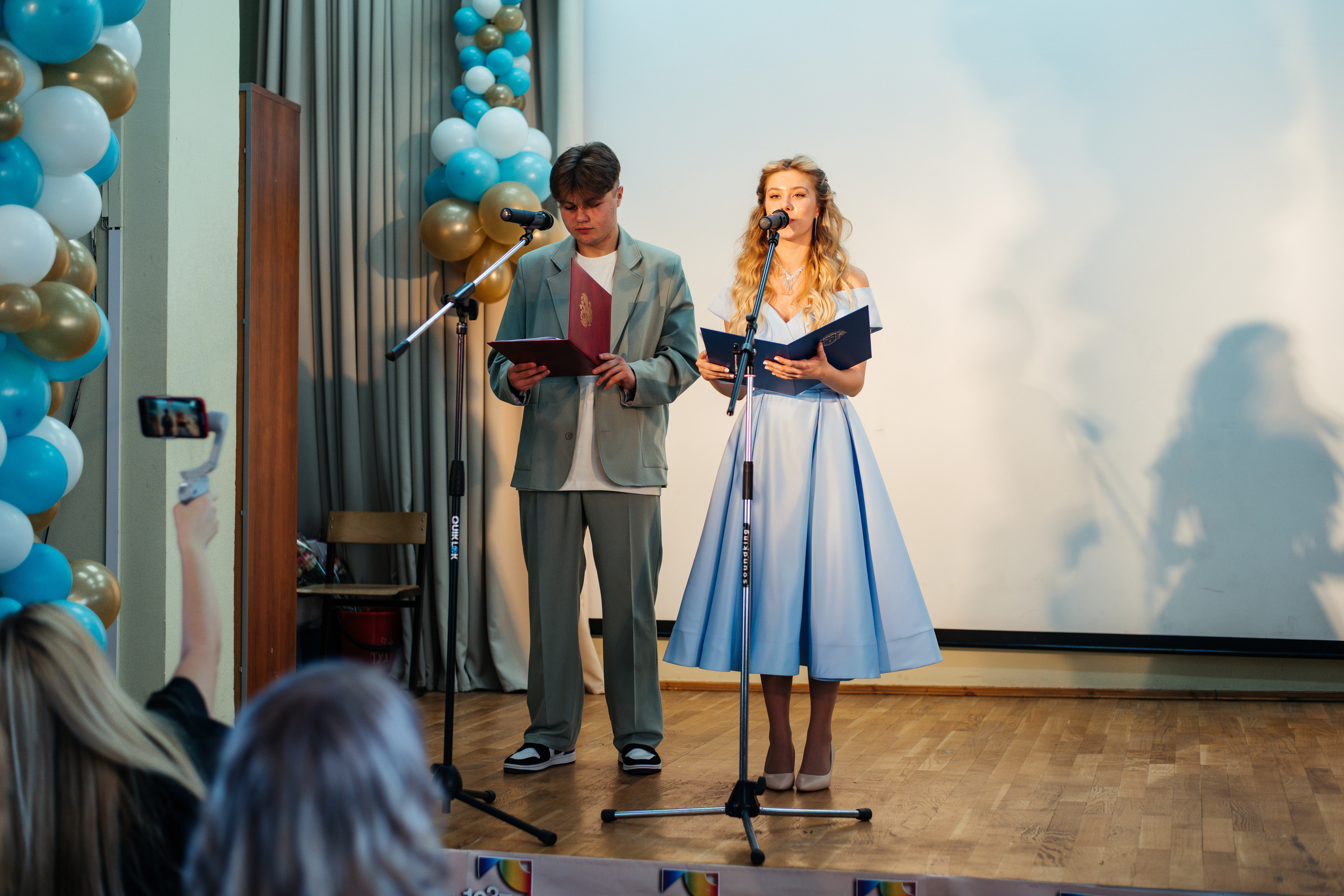 1637 пз. Выпускные альбомы в Подольске Москве и МО