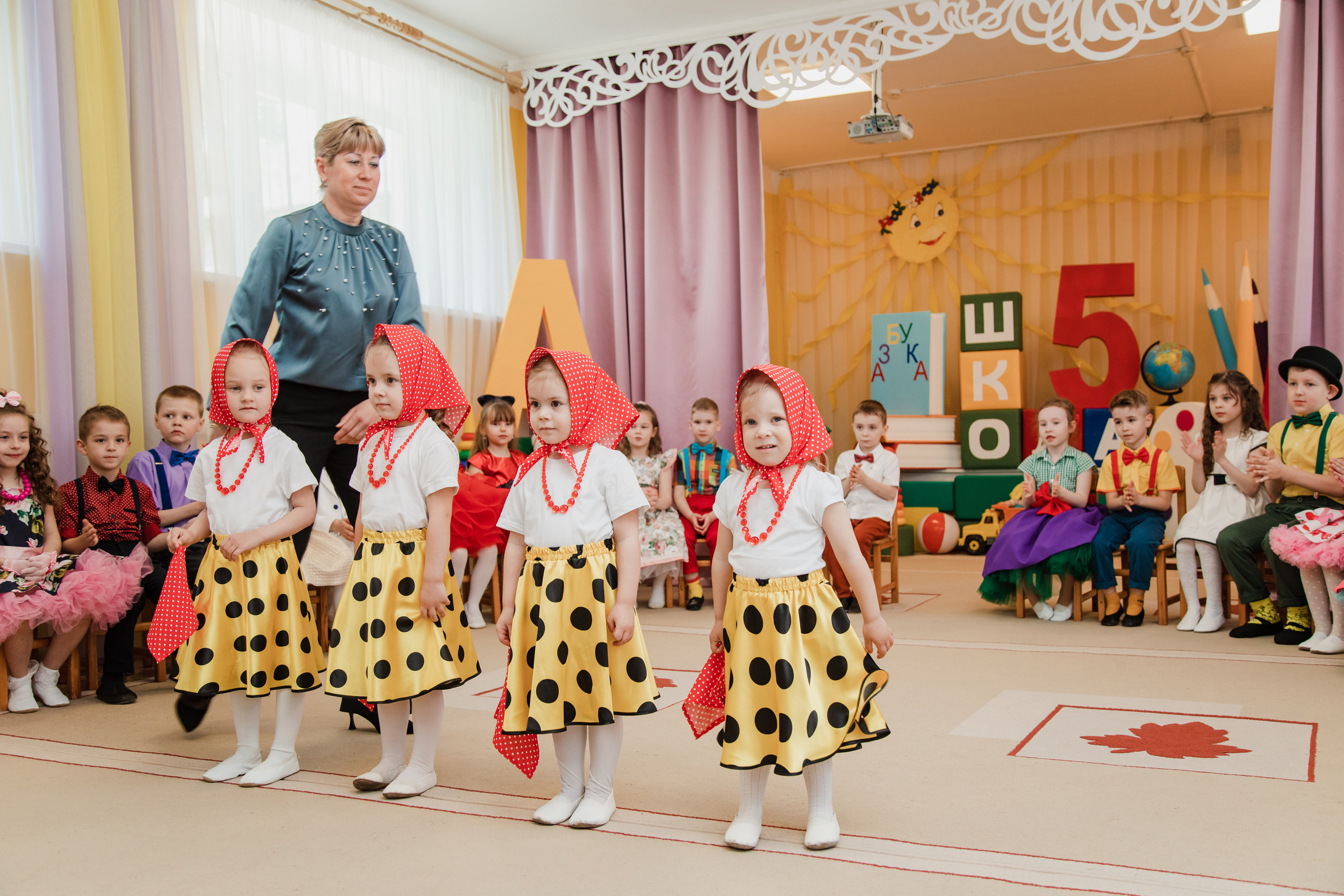 ДС солнышко выпускной. Выпускные альбомы в Подольске Москве и МО