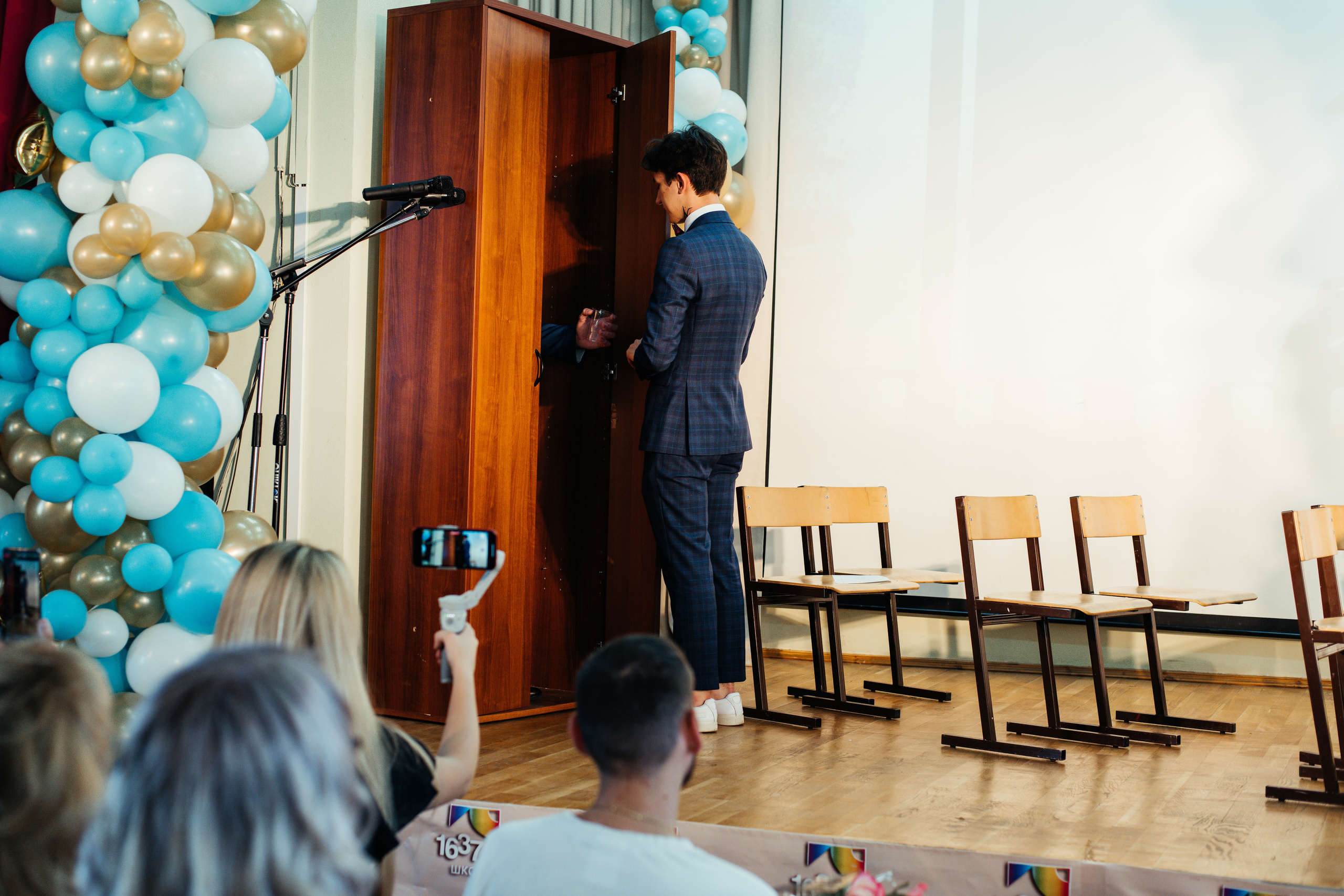 1637 пз. Выпускные альбомы в Подольске Москве и МО