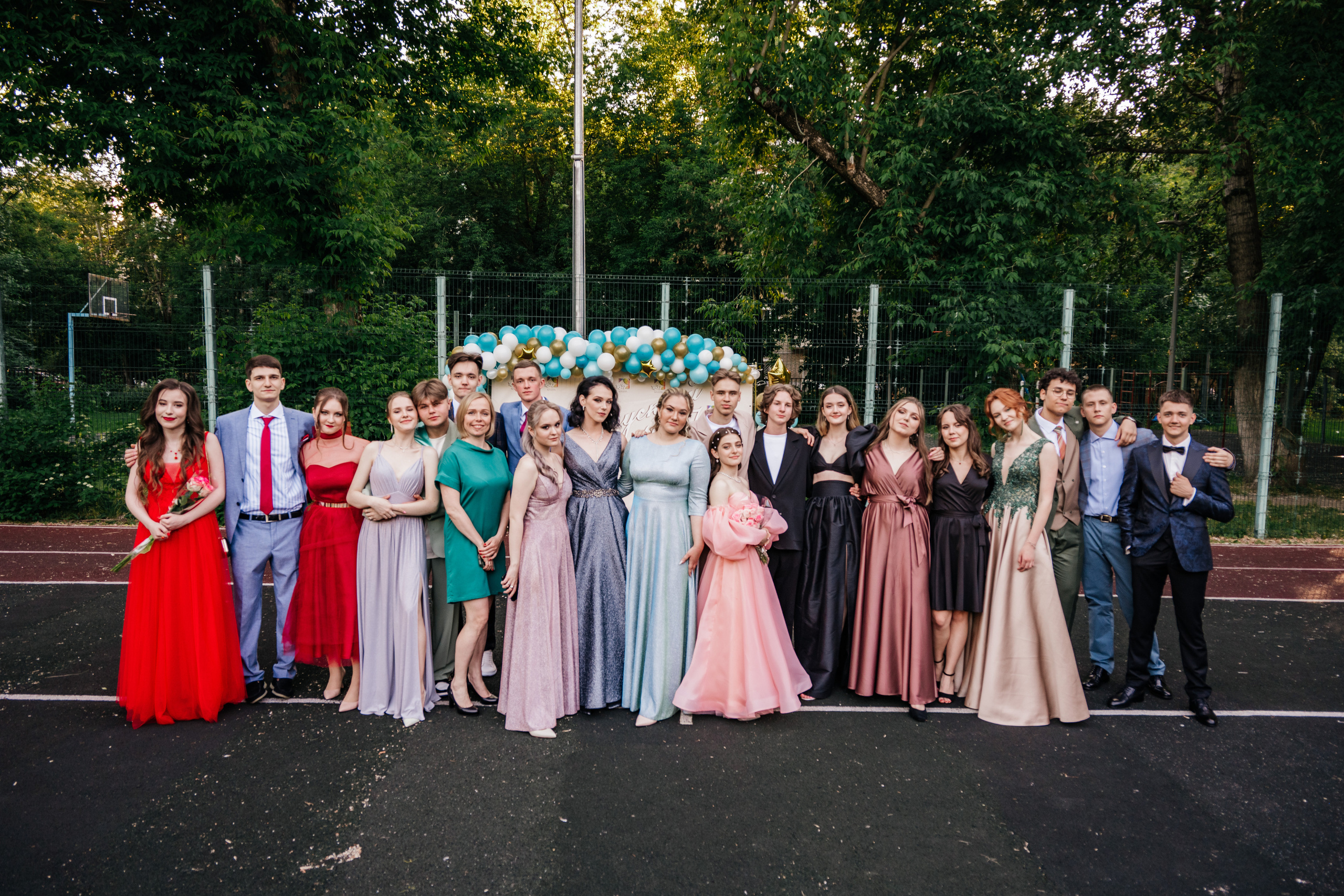 Фотосессия улица. Выпускные альбомы в Подольске Москве и МО