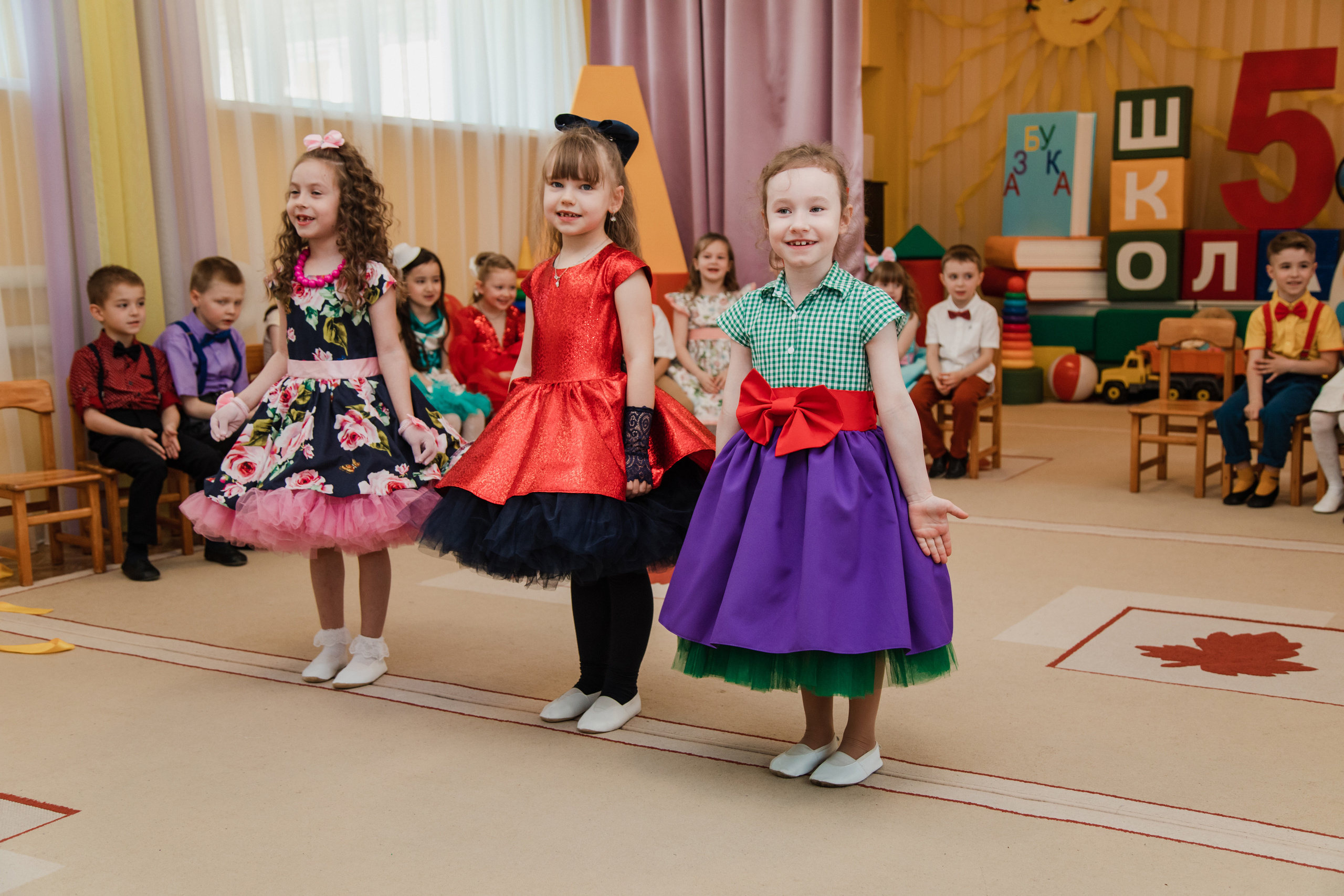 ДС солнышко выпускной. Выпускные альбомы в Подольске Москве и МО