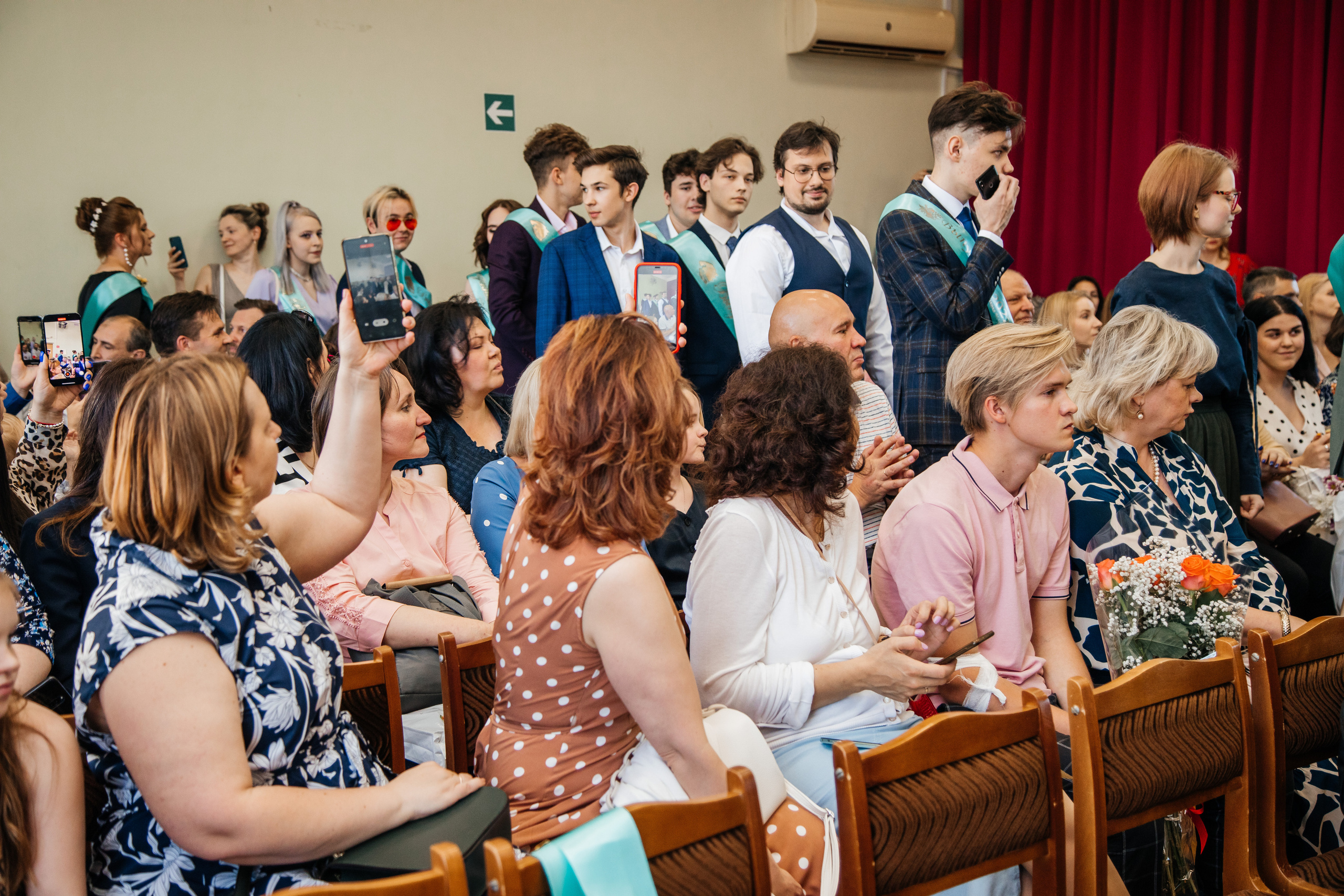 1637 пз. Выпускные альбомы в Подольске Москве и МО