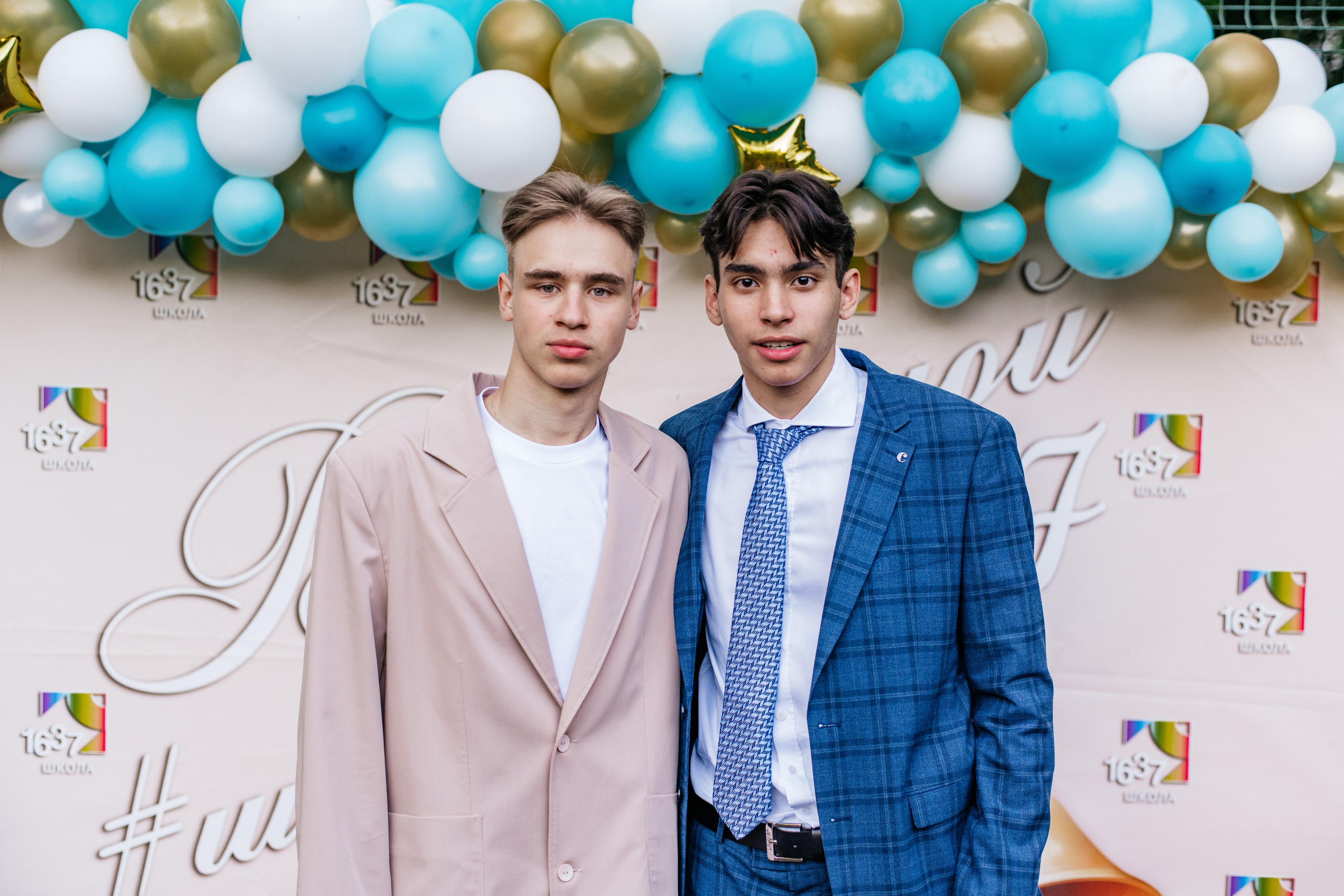 Фотосессия улица. Выпускные альбомы в Подольске Москве и МО