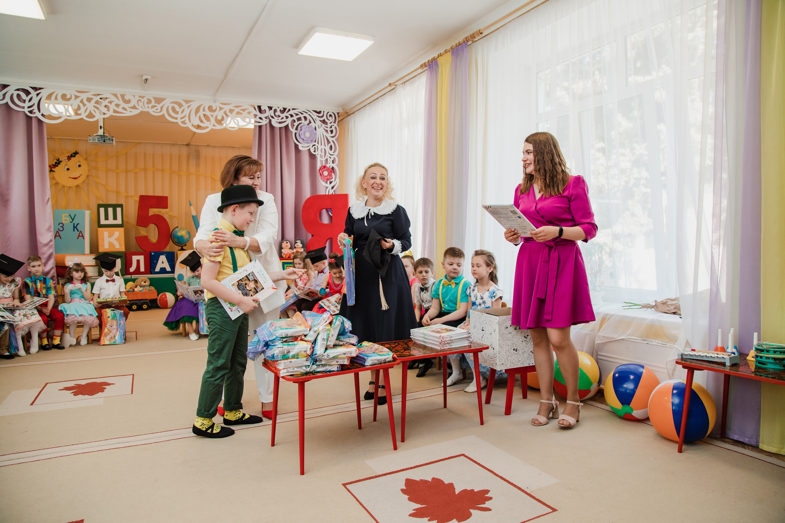 ДС солнышко выпускной. Выпускные альбомы в Подольске Москве и МО