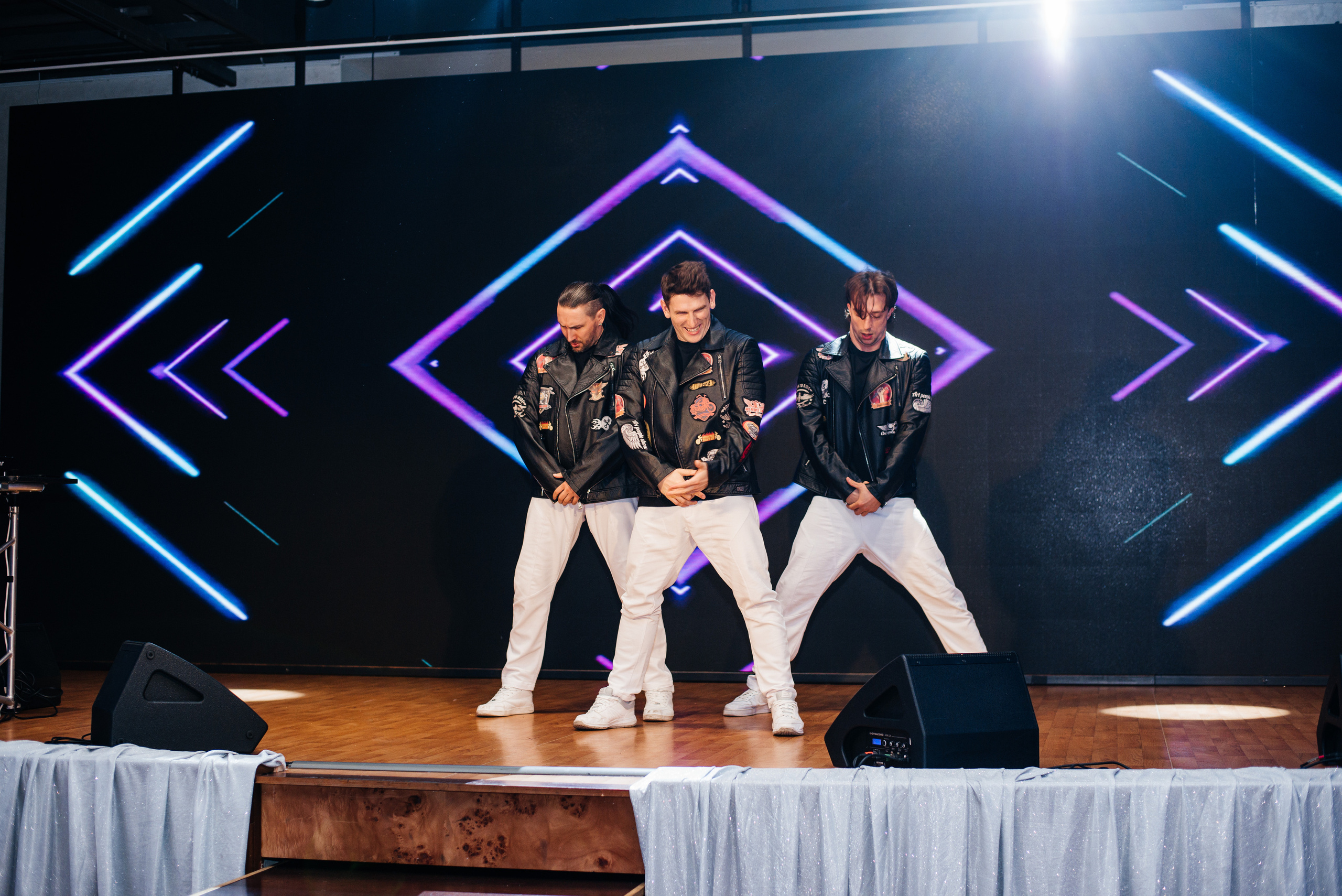 1637 банкет. Выпускные альбомы в Подольске Москве и МО