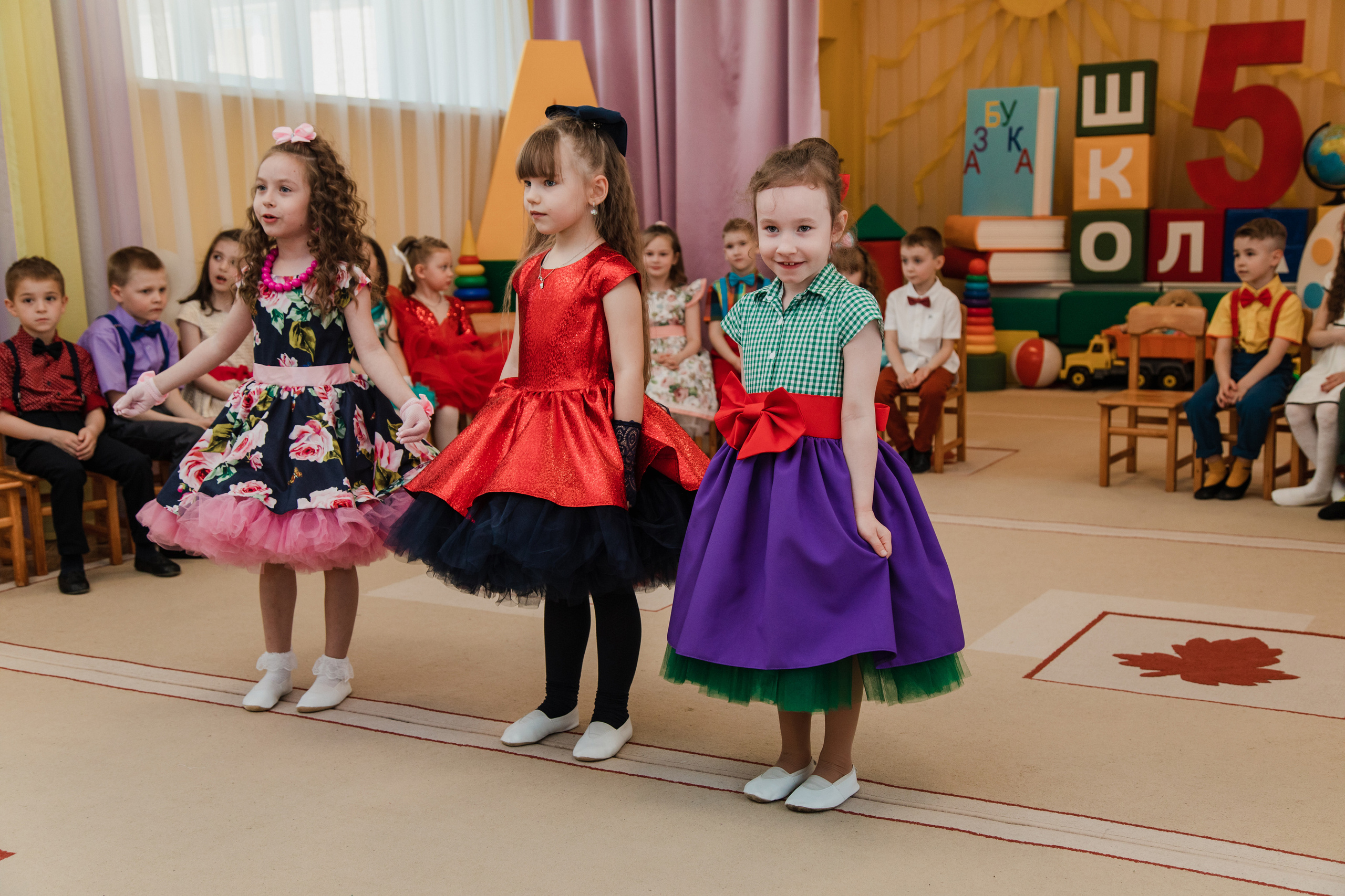 ДС солнышко выпускной. Выпускные альбомы в Подольске Москве и МО
