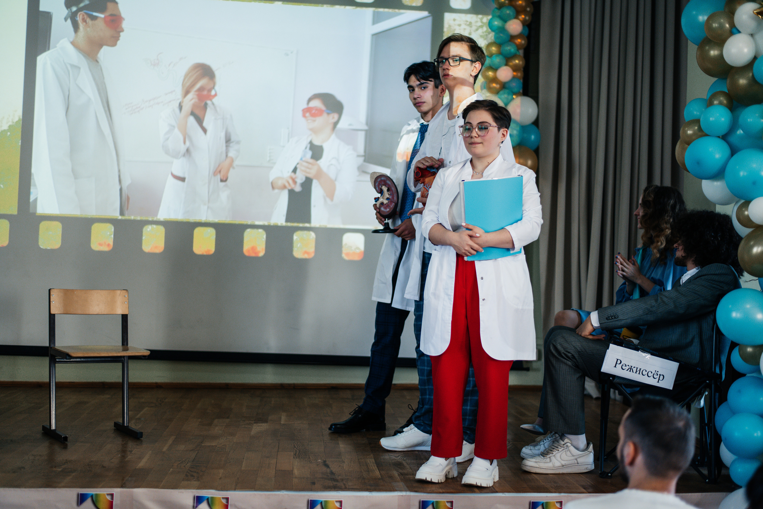 1637 пз. Выпускные альбомы в Подольске Москве и МО