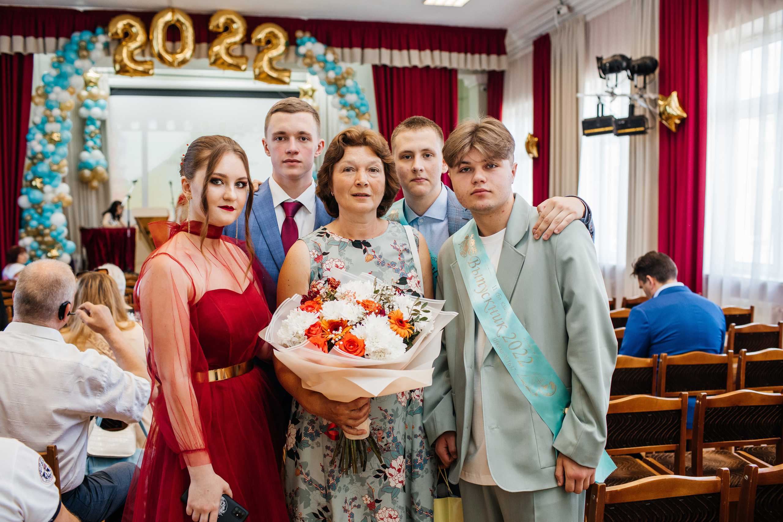 1637 пз. Выпускные альбомы в Подольске Москве и МО