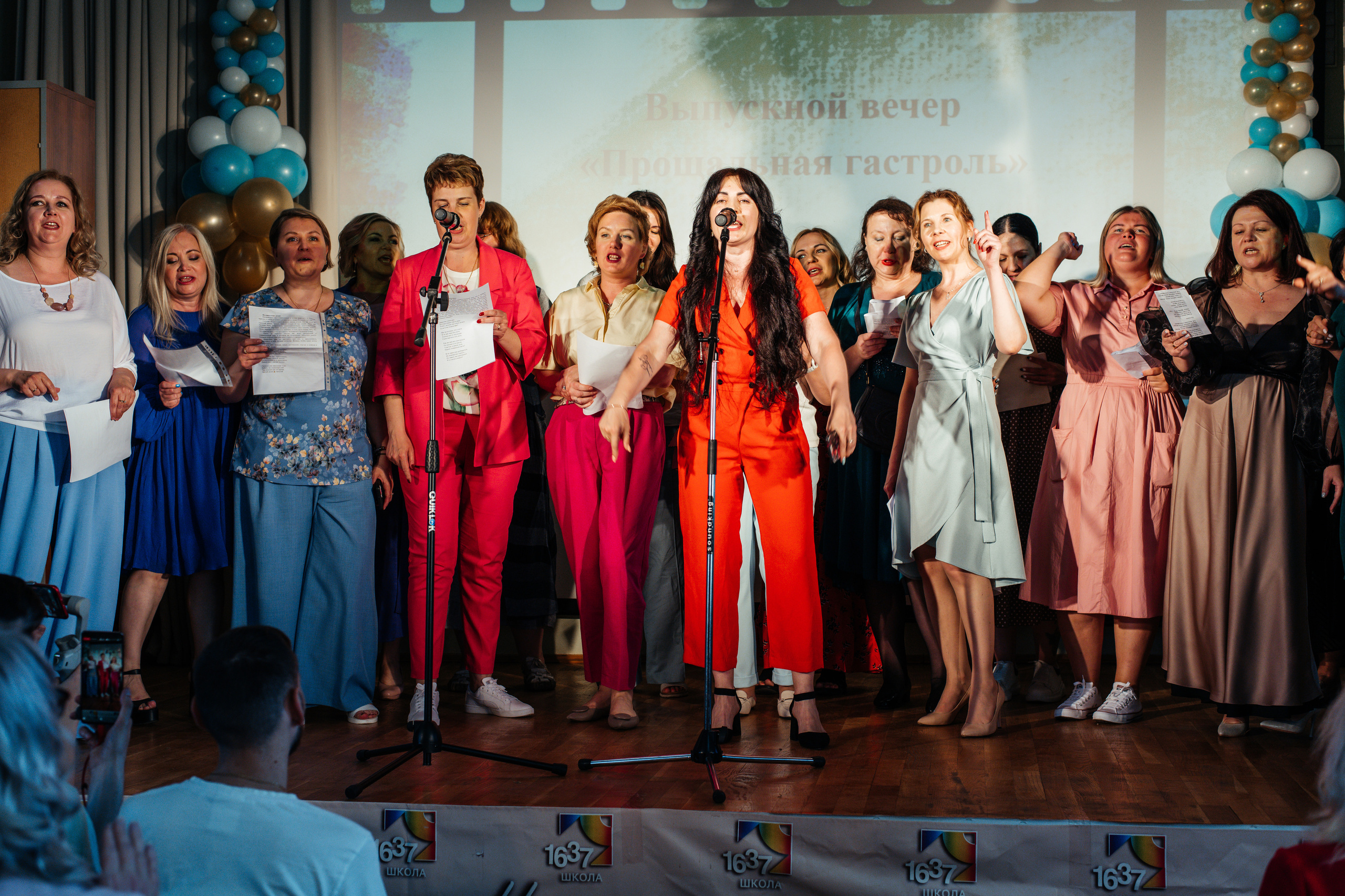 1637 пз. Выпускные альбомы в Подольске Москве и МО