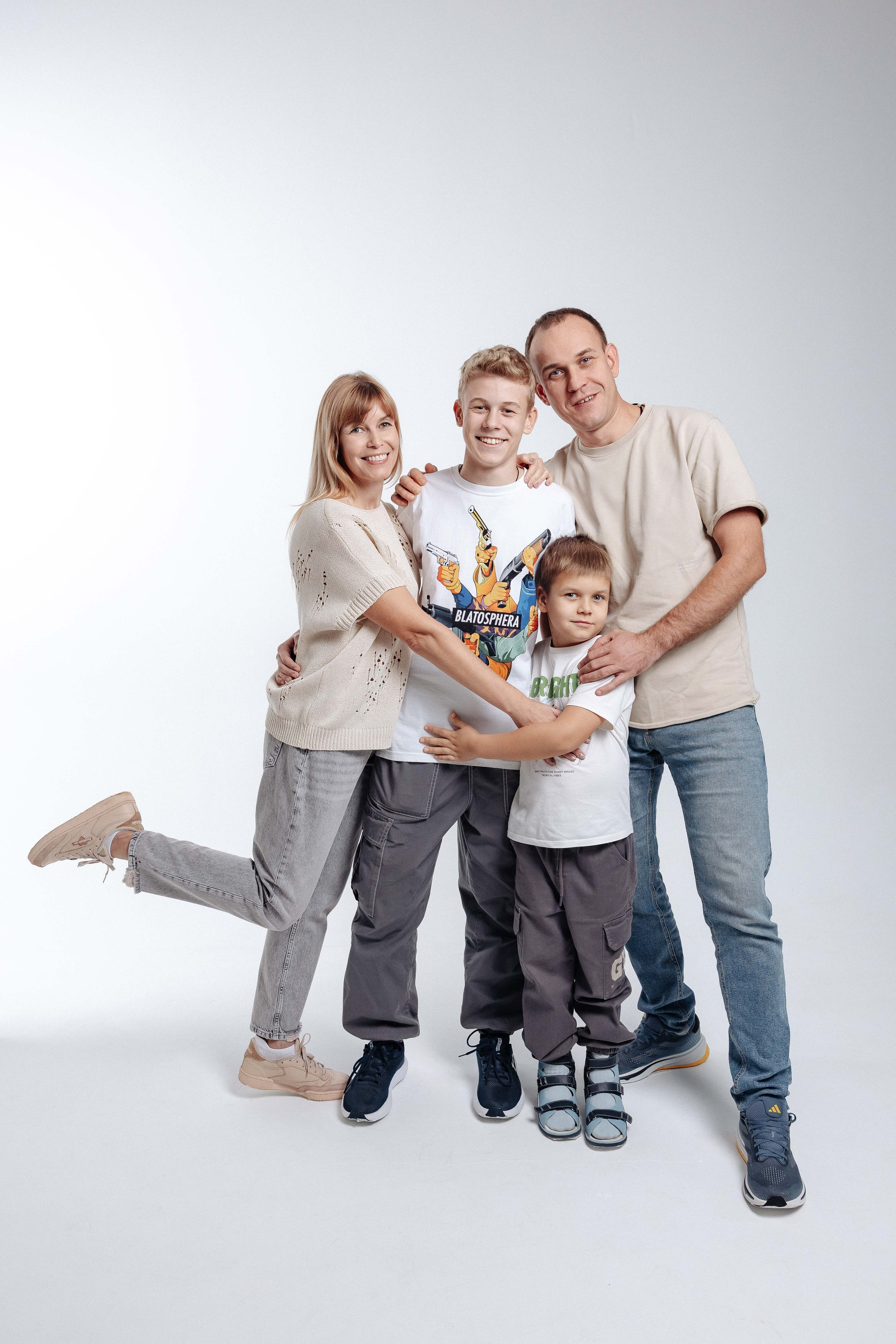 Большая семья, маленькие моменты счастья. Алексей Шаров — свадебный и репортажный фотограф в Нижнем Новгороде