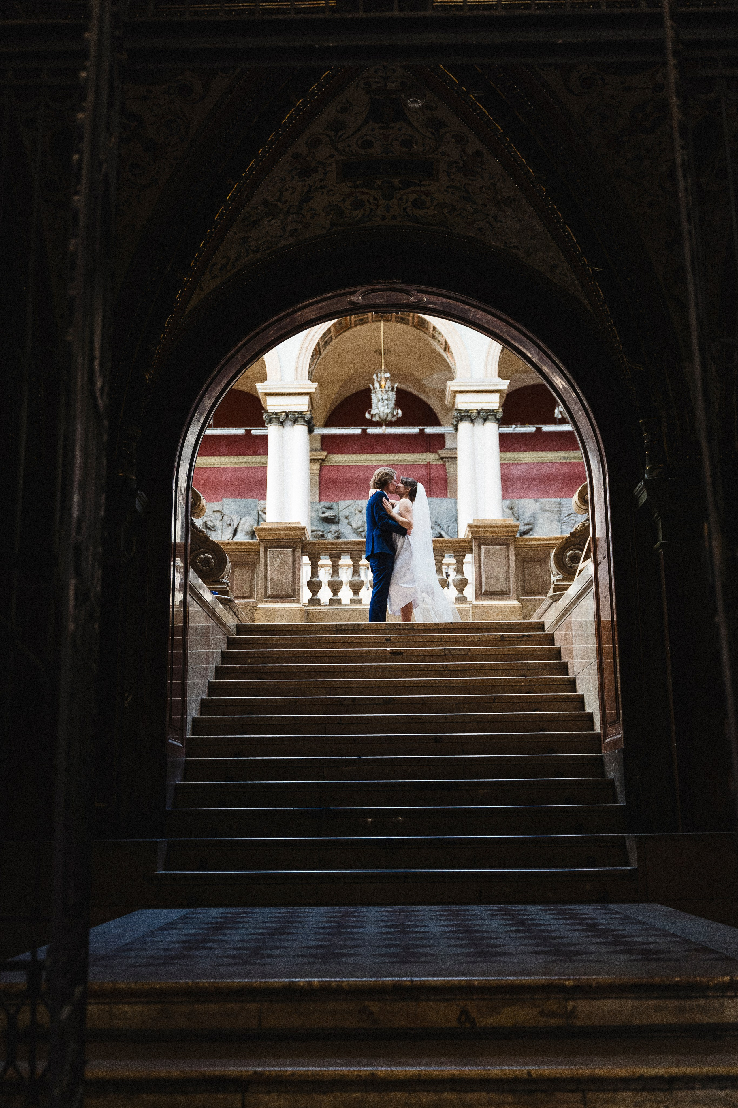 Свадебная фотосессия в Академии Штиглица: как поймать волшебство. Professional photoartist in St. Petersburg (wedding, reportage, portrait, model book, love story) Alexander Shvedov