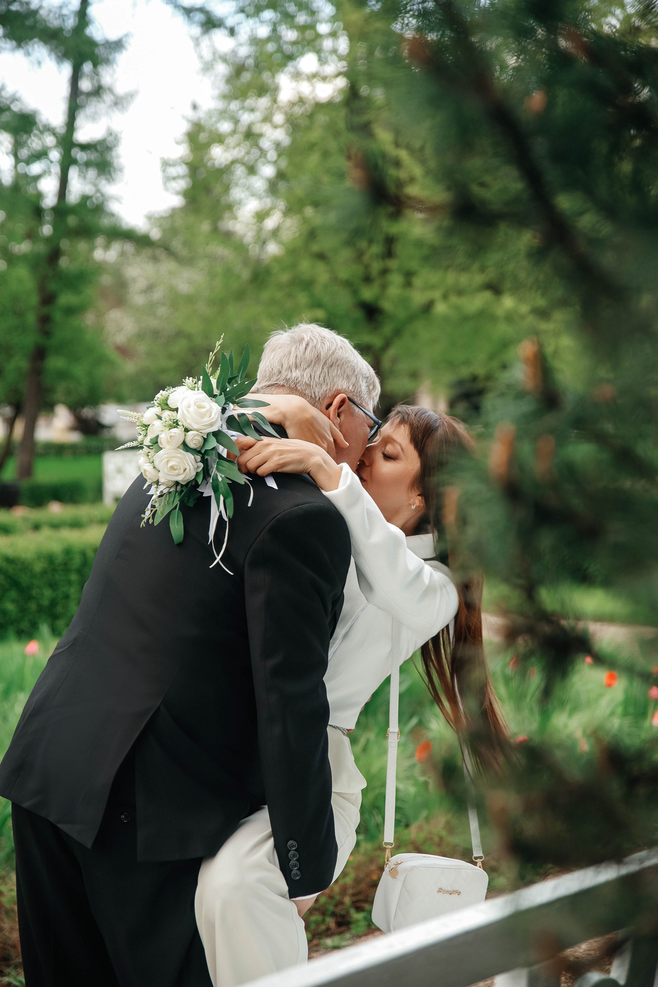 Свадебная фотосессия в Загсе Москва-Сити. Свадебный и семейный фотограф в Москве