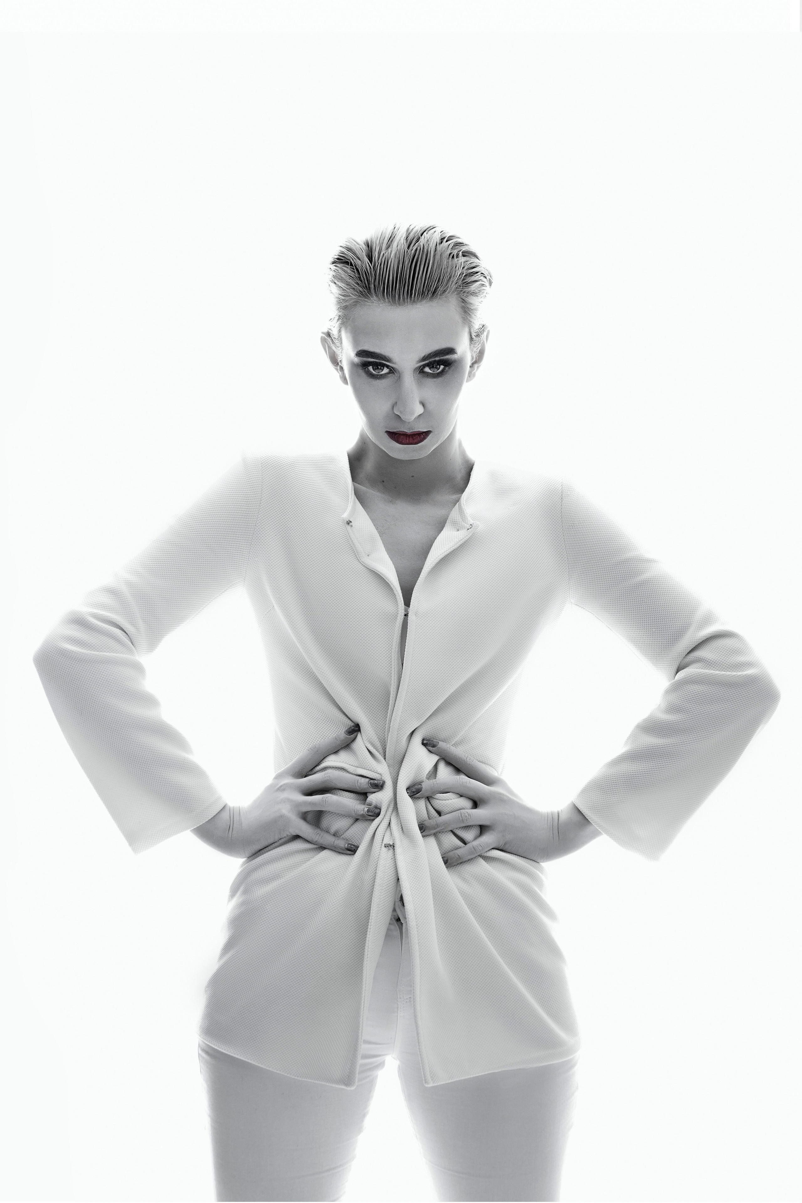 Оффлайн курс в студии RoRo по творческой съёмке. Фотограф Яковлев Роман — Красноярск