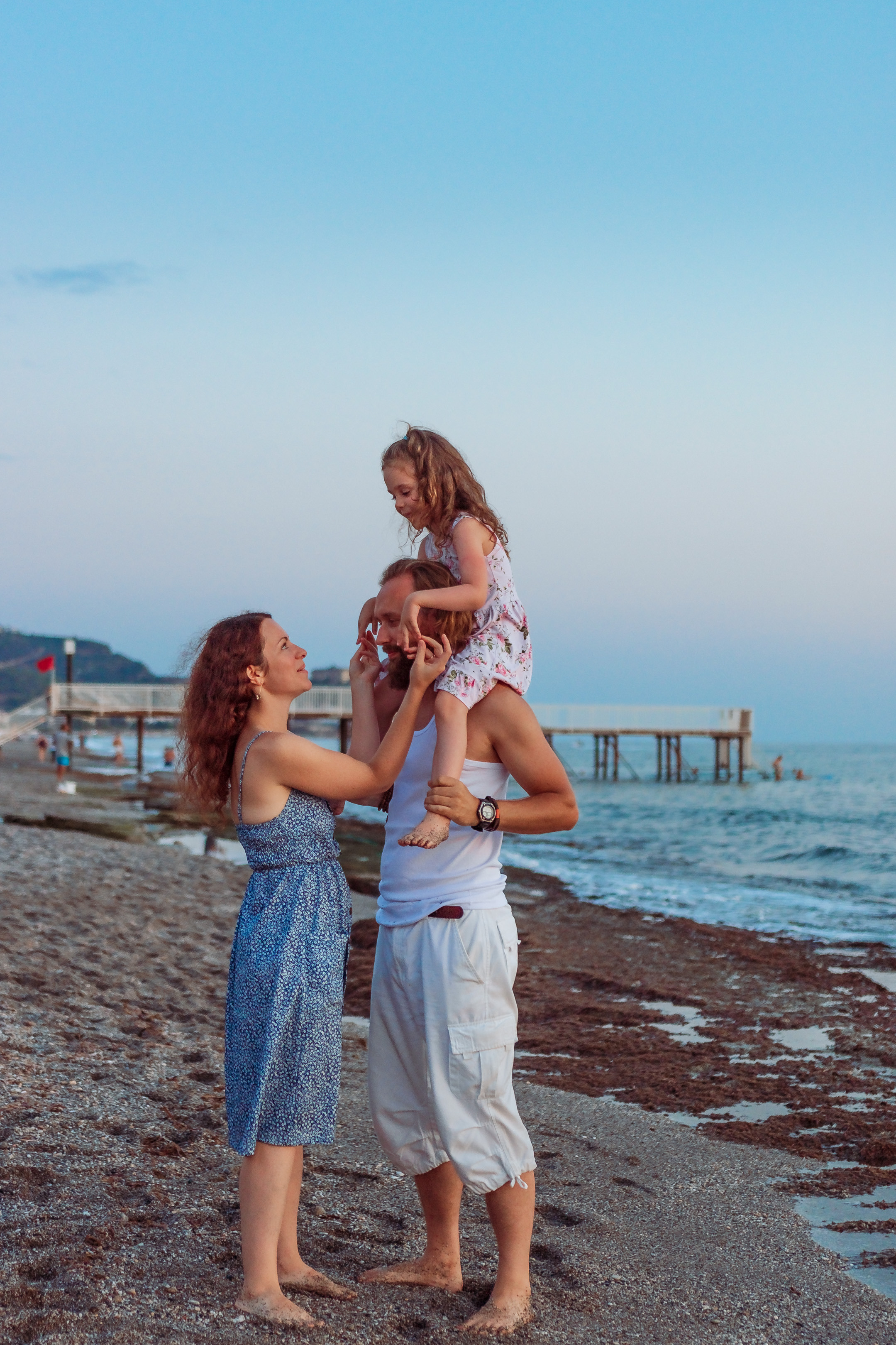 Семейная фотосессия на Средиземном море. Свадебный фотограф и видеограф — Сергей и Дарья