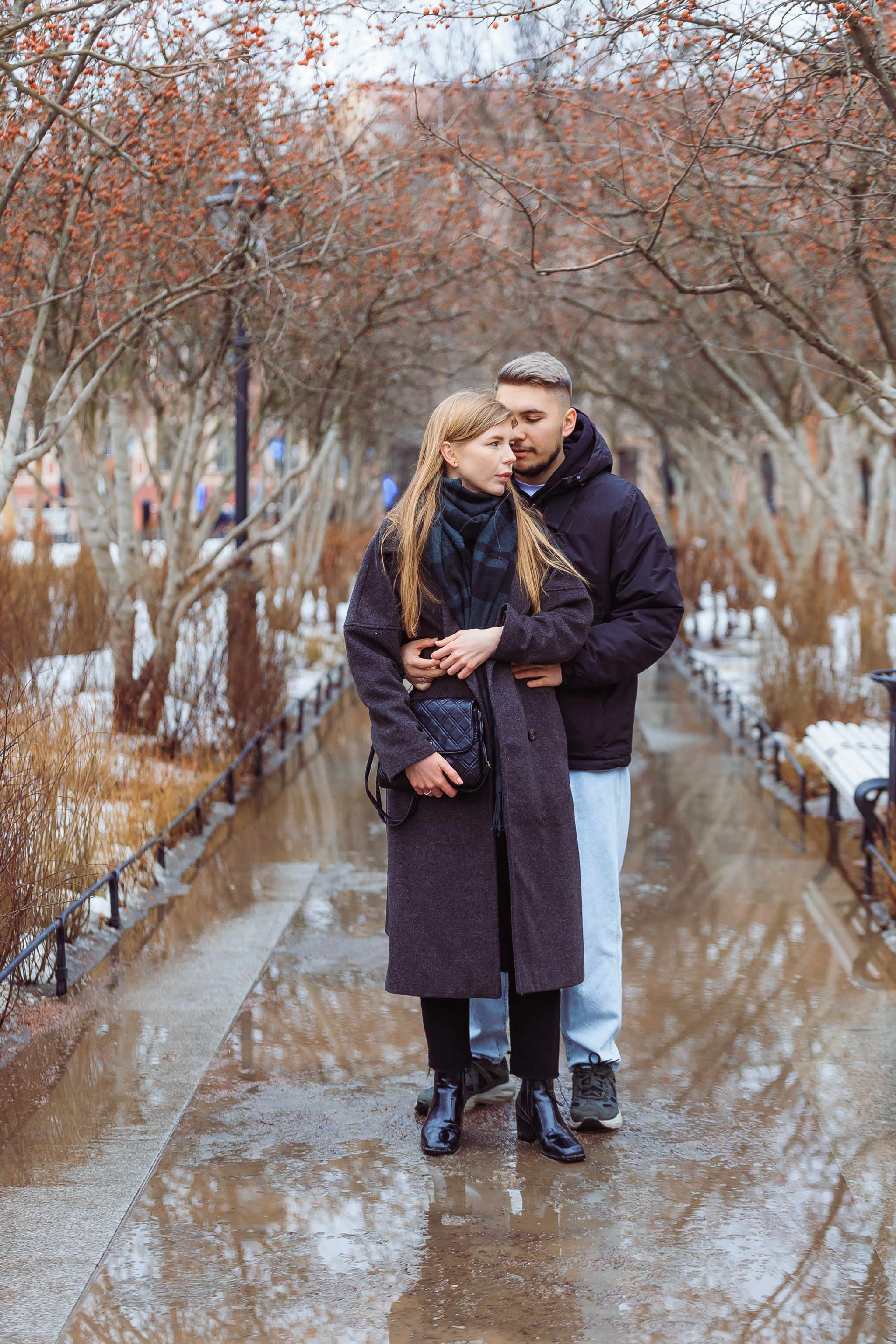 Фотосессия «Лавстори» в Санкт-Петербурге. Денис и Виктория. Свадебный фотограф и видеограф — Сергей и Дарья