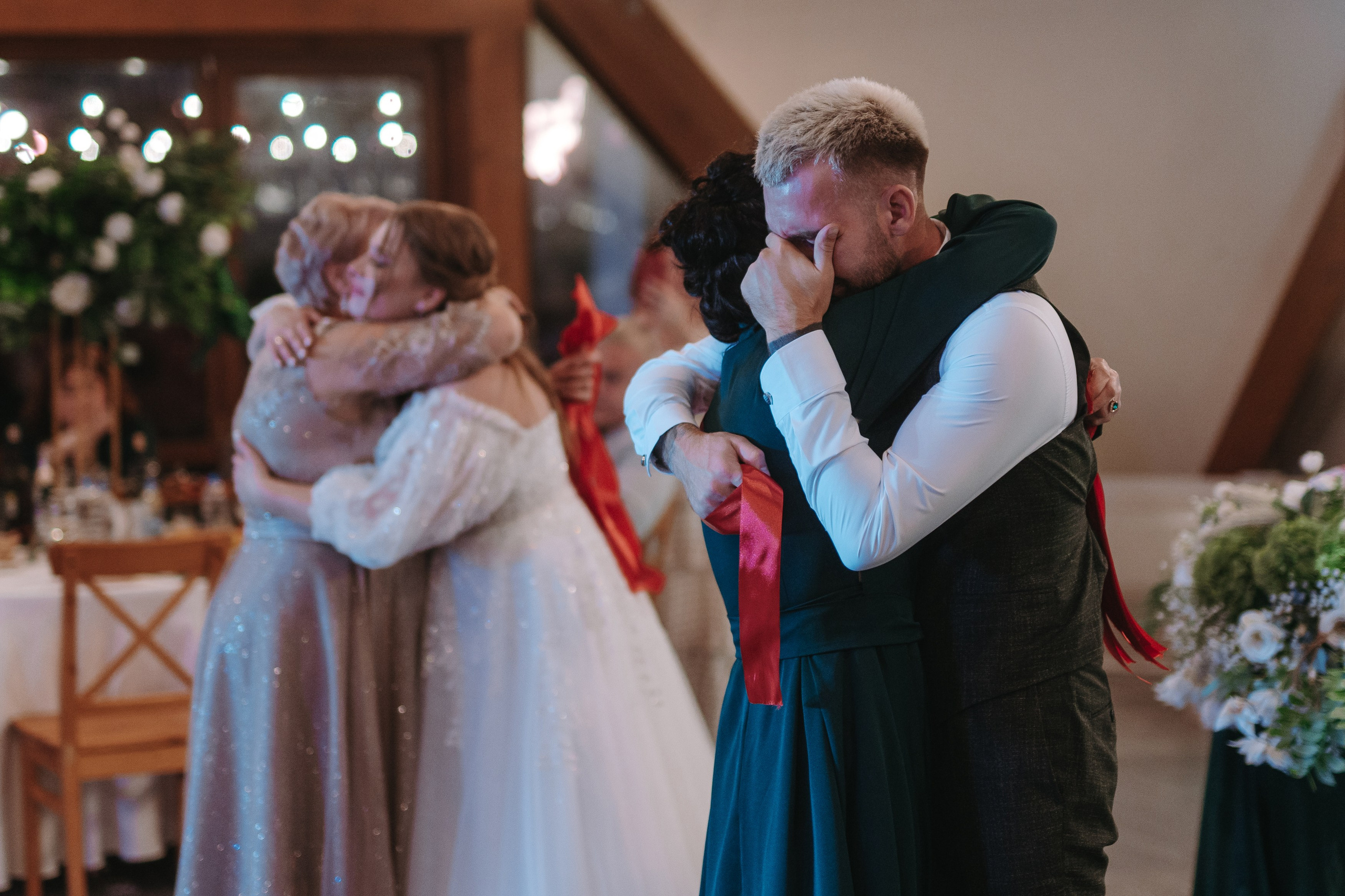 КАФЕ М5 / ХОТИМ ЕДИМ / БОГДАН НАСЫРОВ / ИЛЬНАР АХМАДУЛЛИН