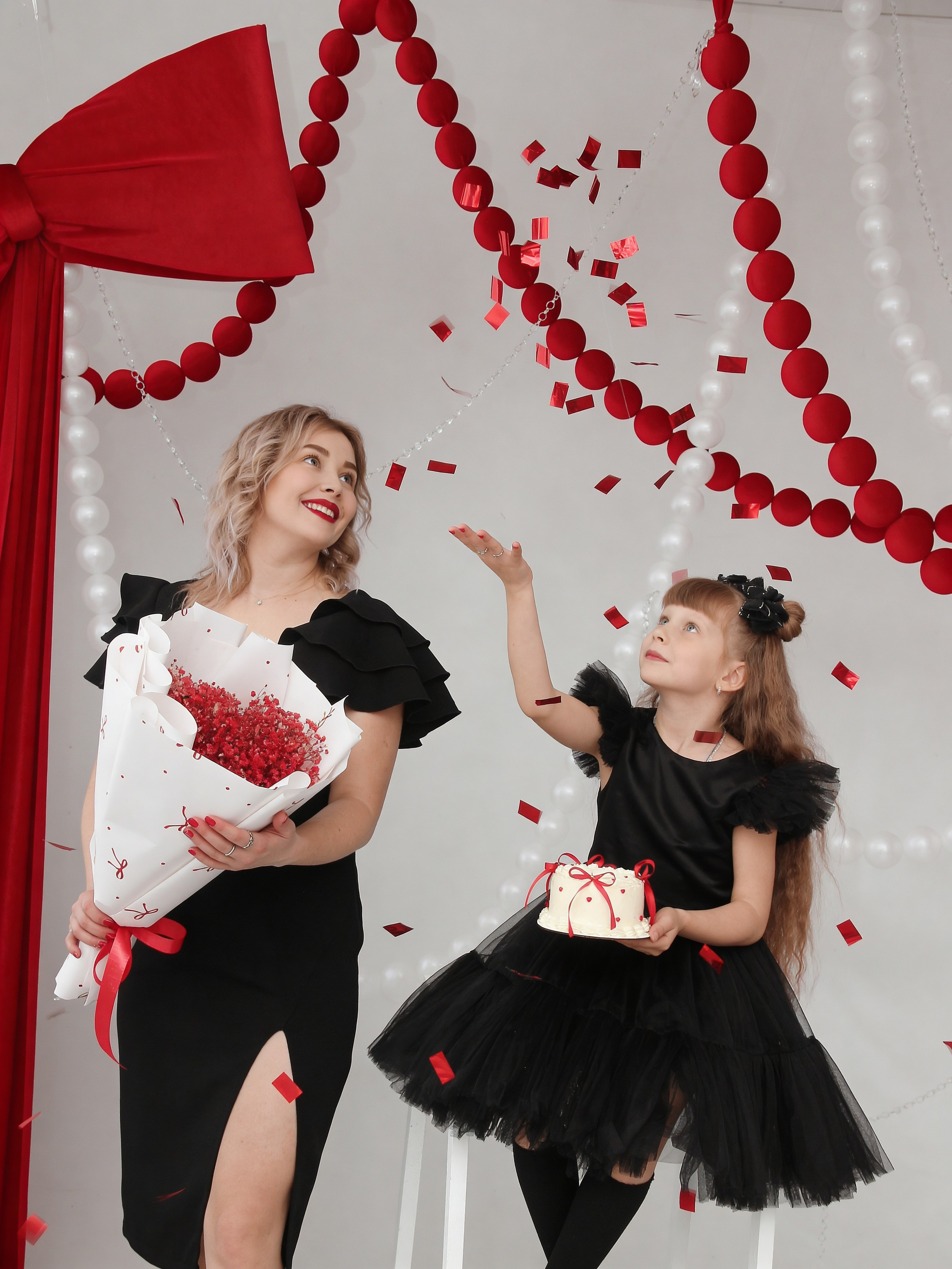 Студийные фотосессии. Выпускные альбомы для школ и Детских садов в Барнауле /Выпускные/Свадебные/Детские/Семейные и др. виды съёмок /Фотограф Вера Валейко