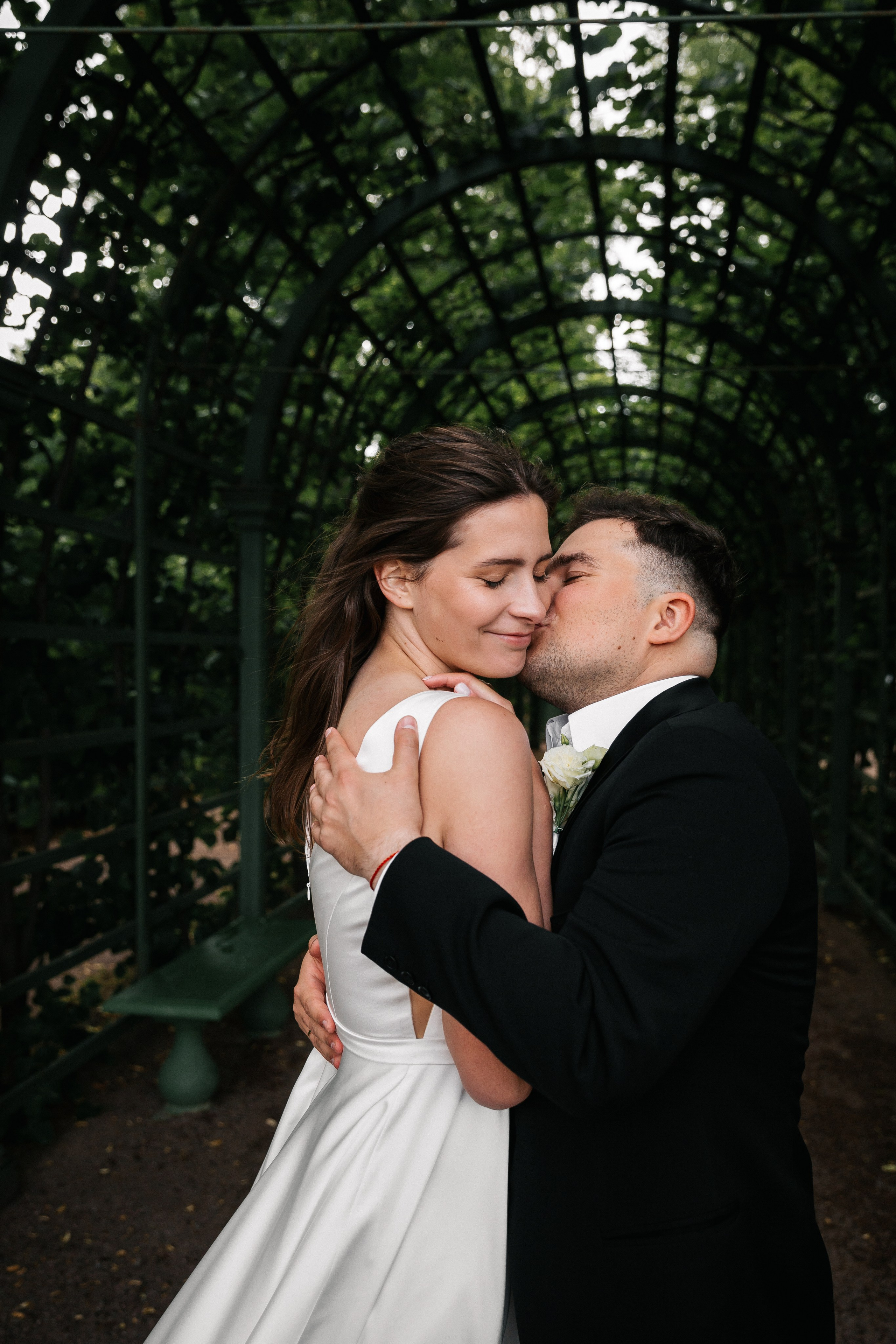 КРОНШТАДТСКИЙ ЗАГС | Август, Летний сад, Исаакий. Свадебный фотограф в Санкт-Петербурге Полина Корзухина