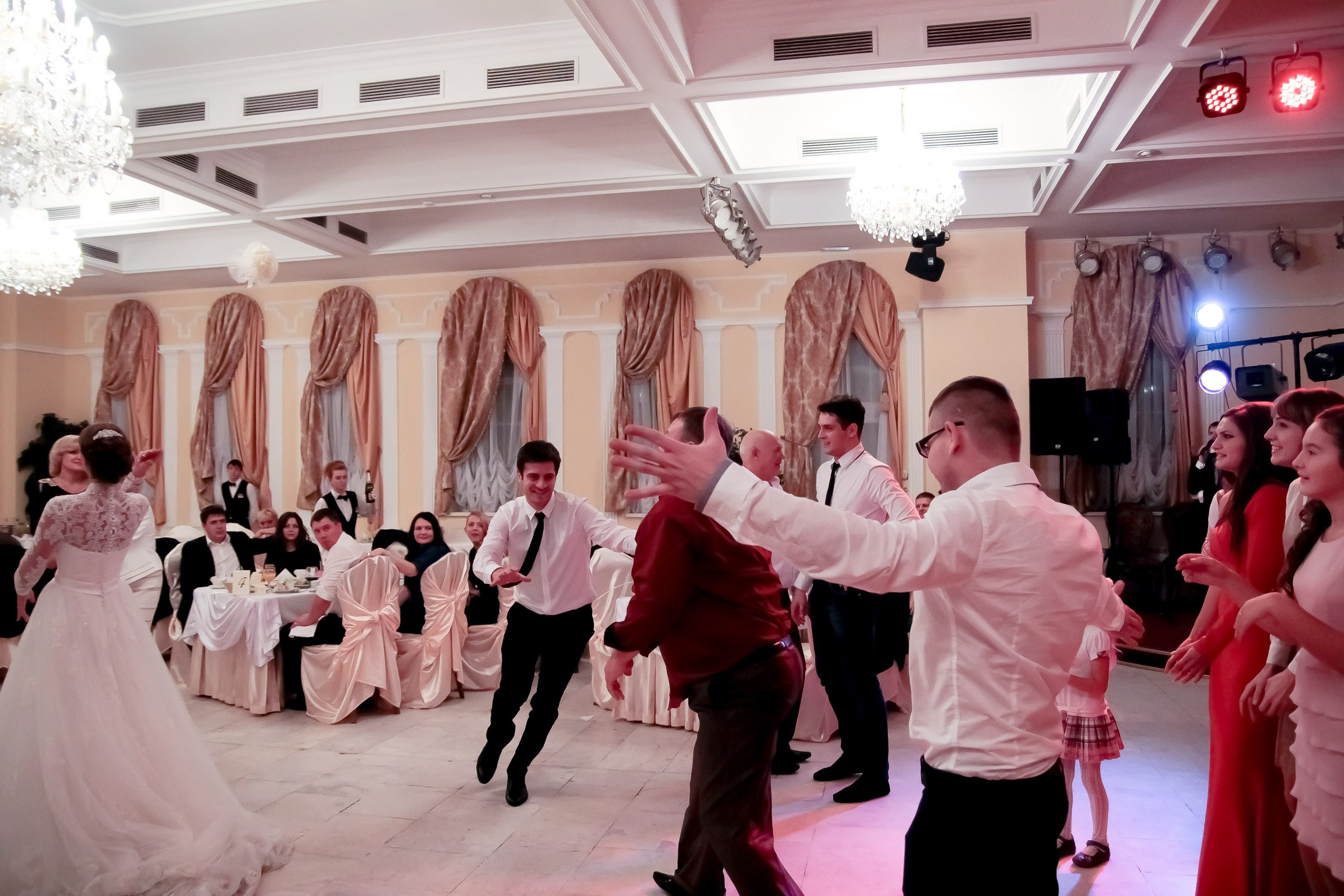 Банкет/Banquet. Максим Матвийченко и Виктория Басова профессионалы своего дела