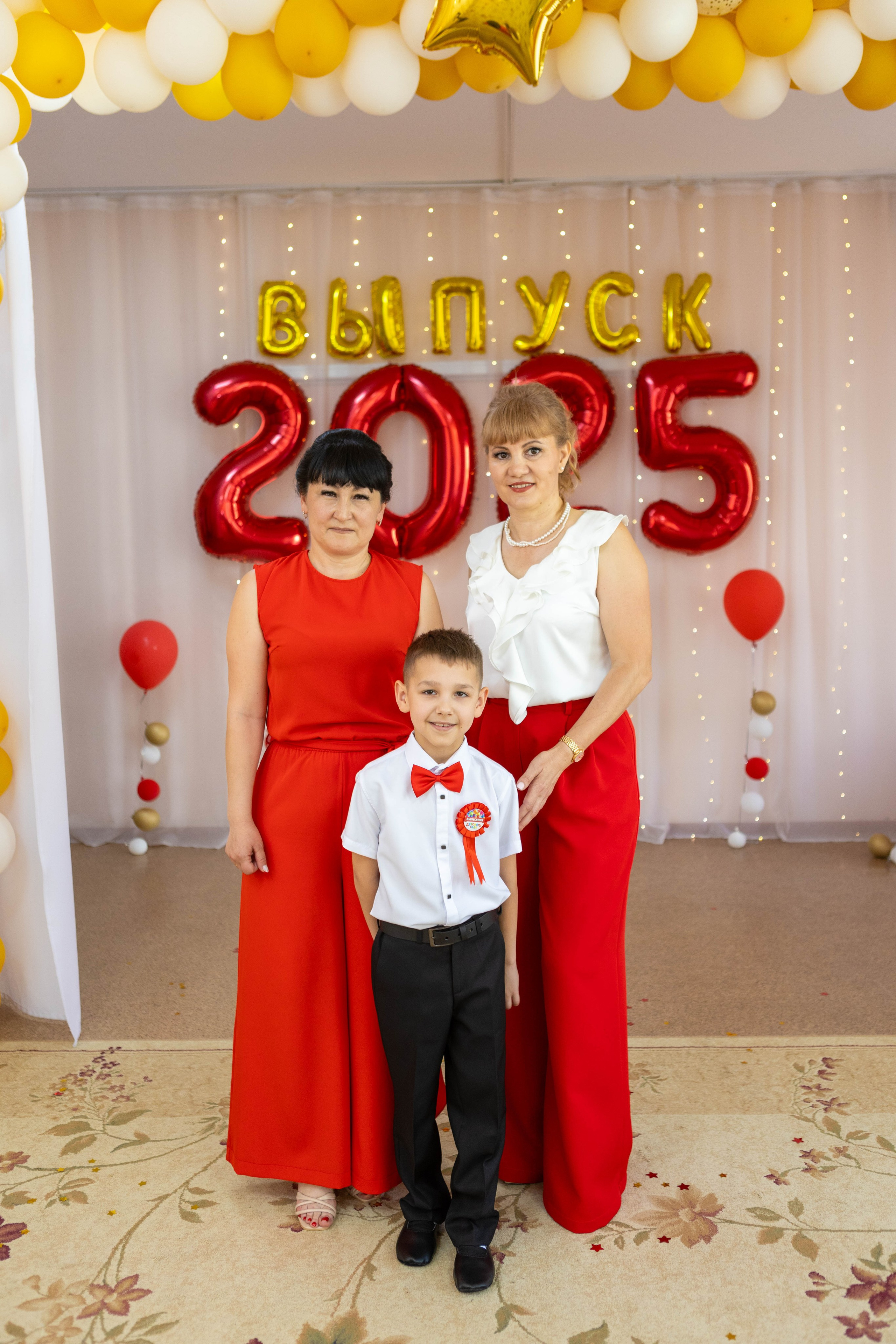 Выпускной в детскому саду 2025 год. Свадебный и предметный фотограф Ренат Каламперов