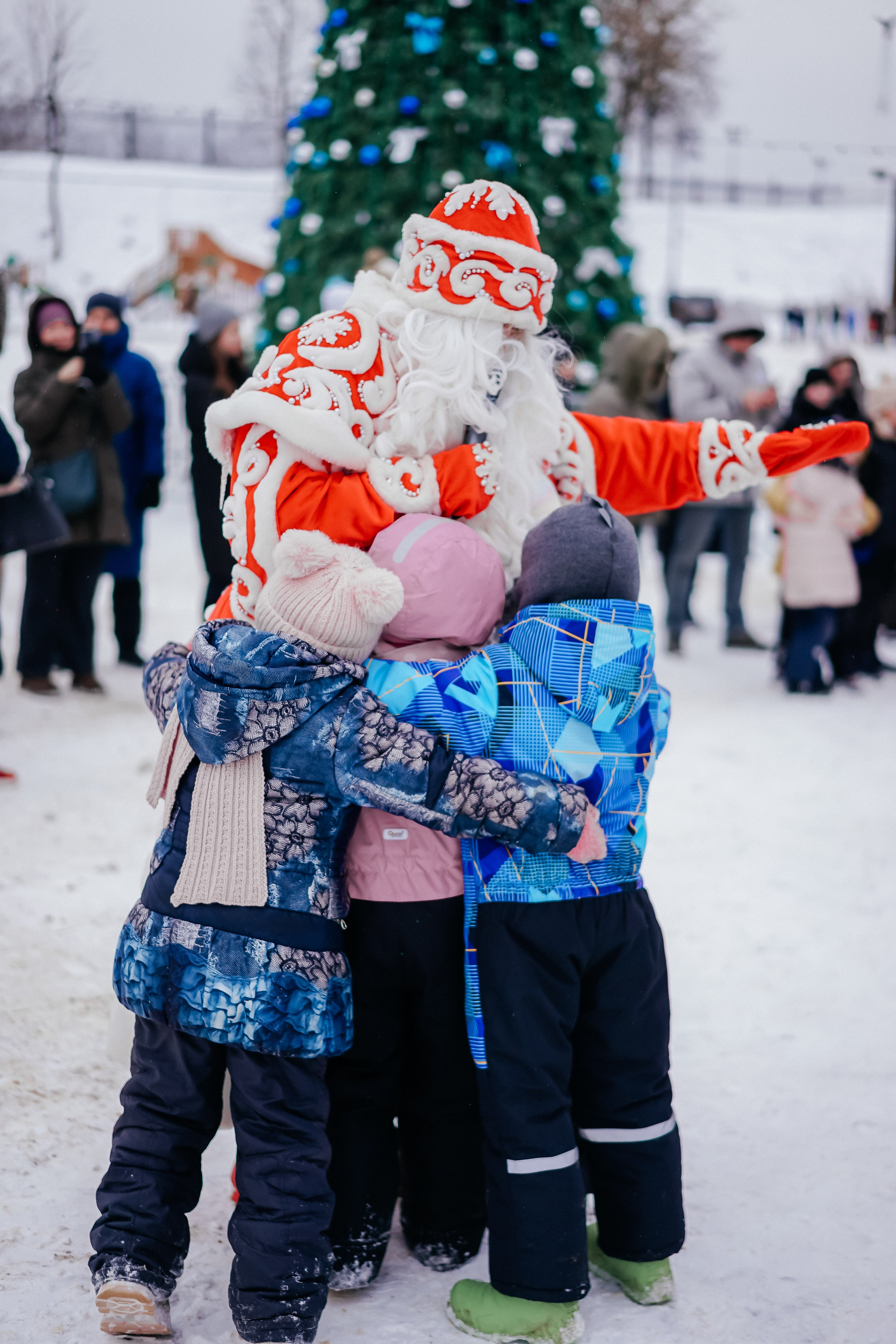 «Предновогодний переполох» Лопатинский сад, 14.12.2024. Фотограф и видеограф Смоленск | Студия Цезарь