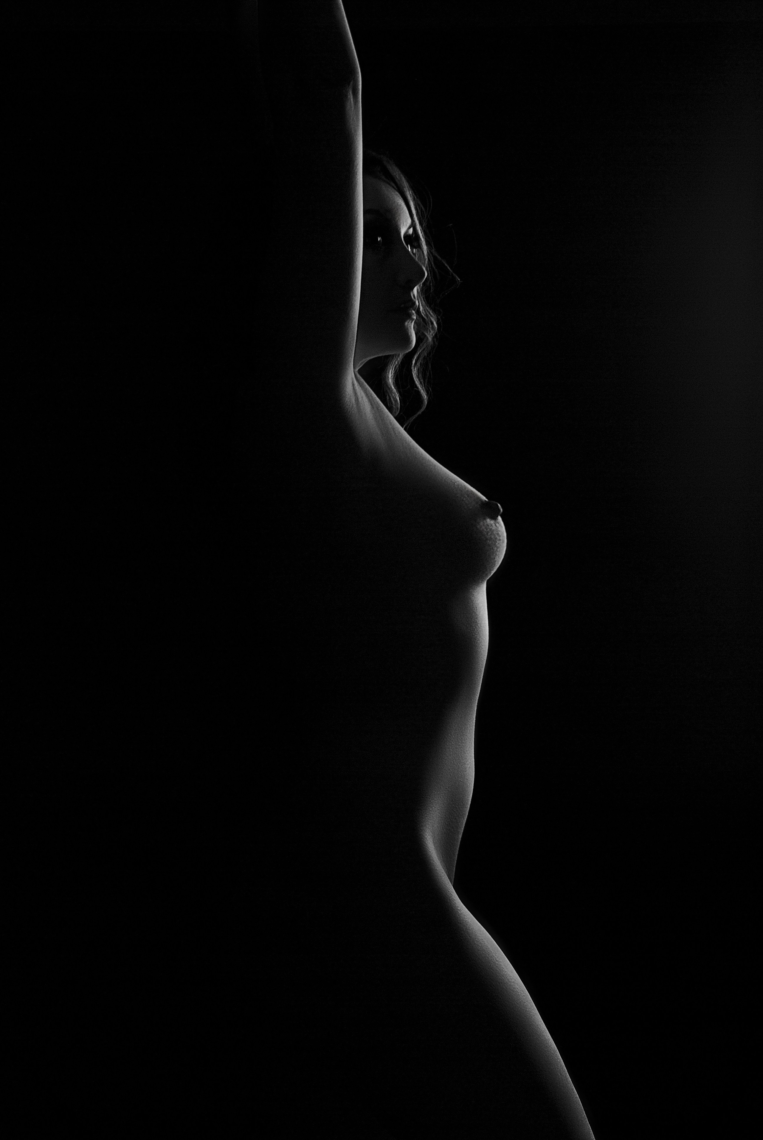 Фотосессия в стиле ню в Сызрани, Тольятти, Самаре от фотографа Дмитрия Кищенко. Арт-студия "Мастер и Маргарита"