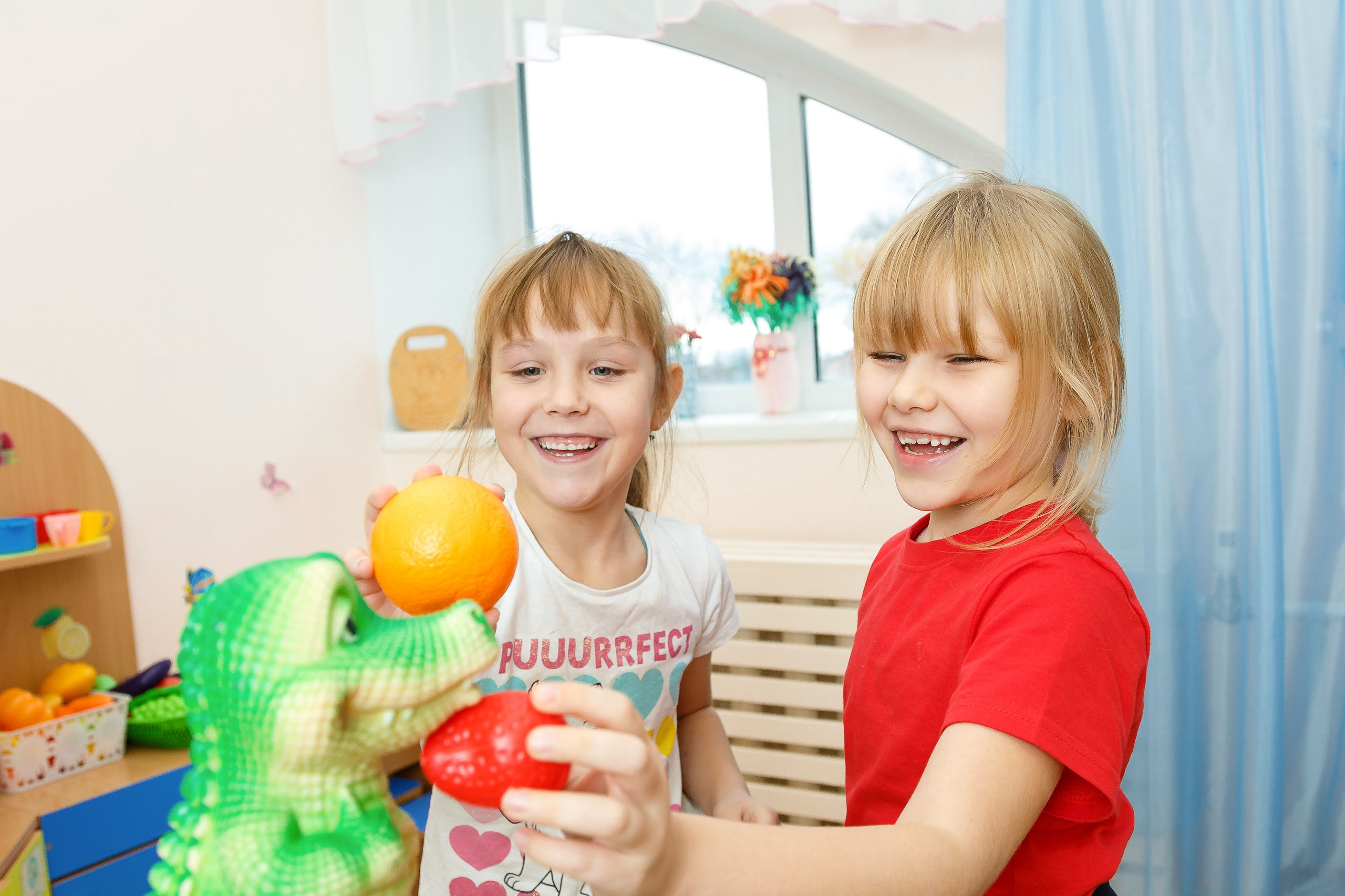 В детском саду. ВЫПУСКНЫЕ АЛЬБОМЫ | Йошкар-Ола | Детский сад, школа