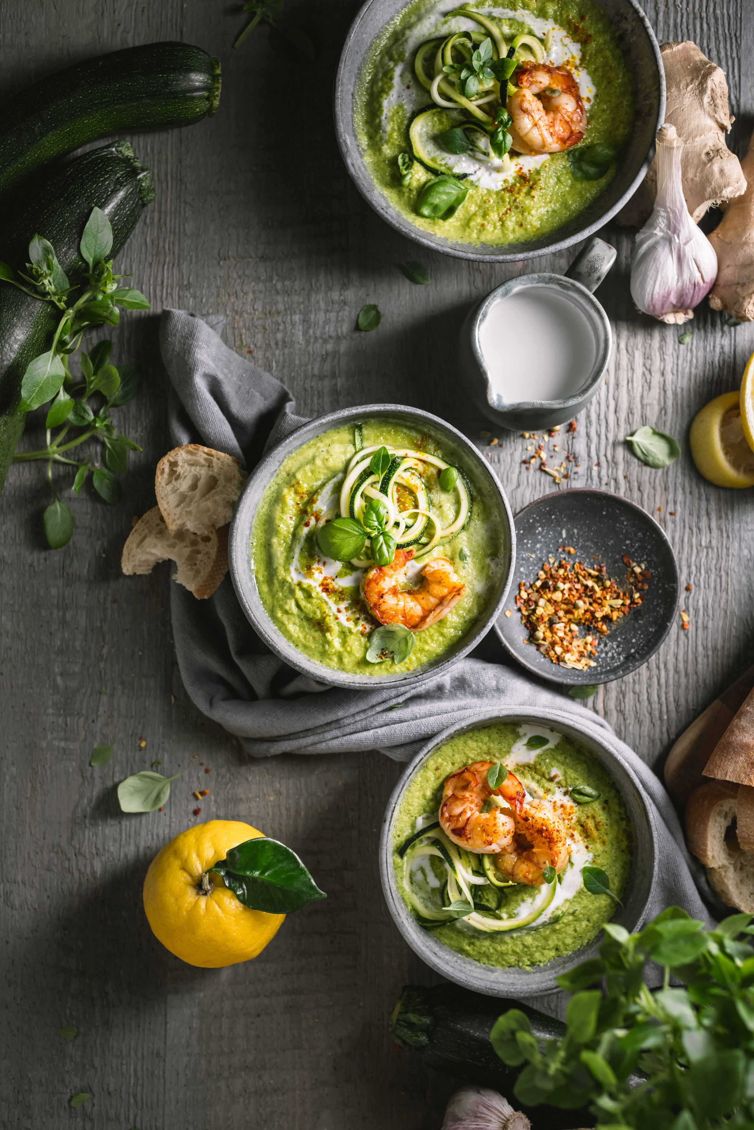 Крем суп из цукинни. Foodie Stories (гастрономические истории) рекламная фуд-фотосъёмка, Москва