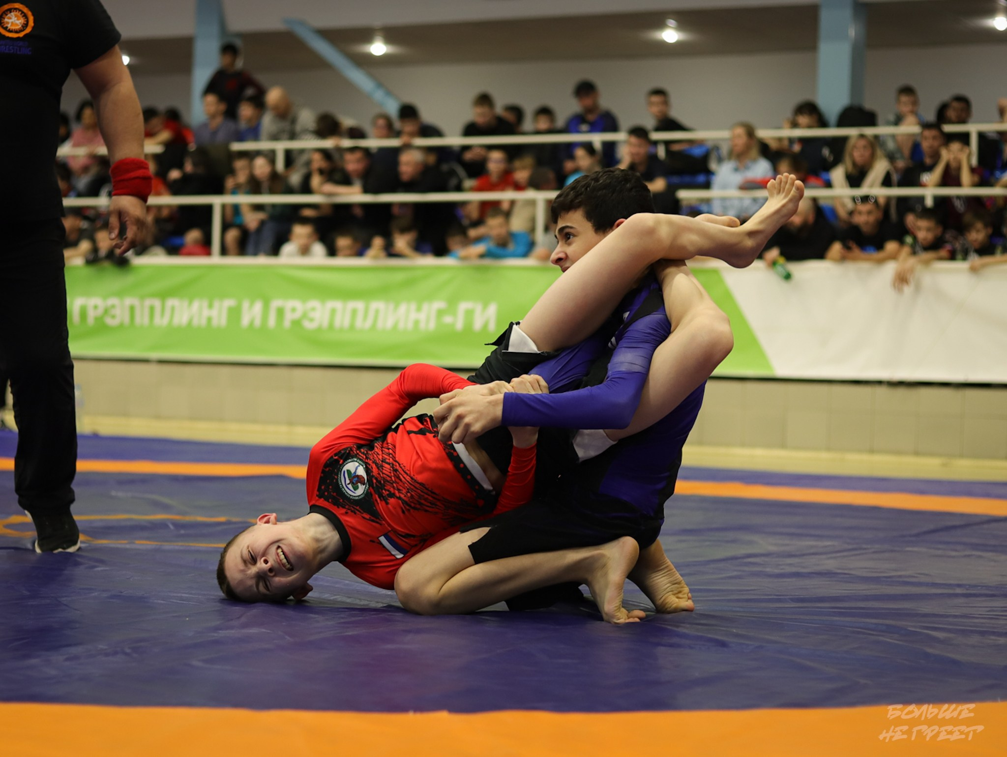ПЕРВЕНСТВО УРФО ПО СПОРТИВНОЙ БОРЬБЕ ГРЭППЛИНГ И ГРЭППЛИНГ-ГИ. Больше не греет