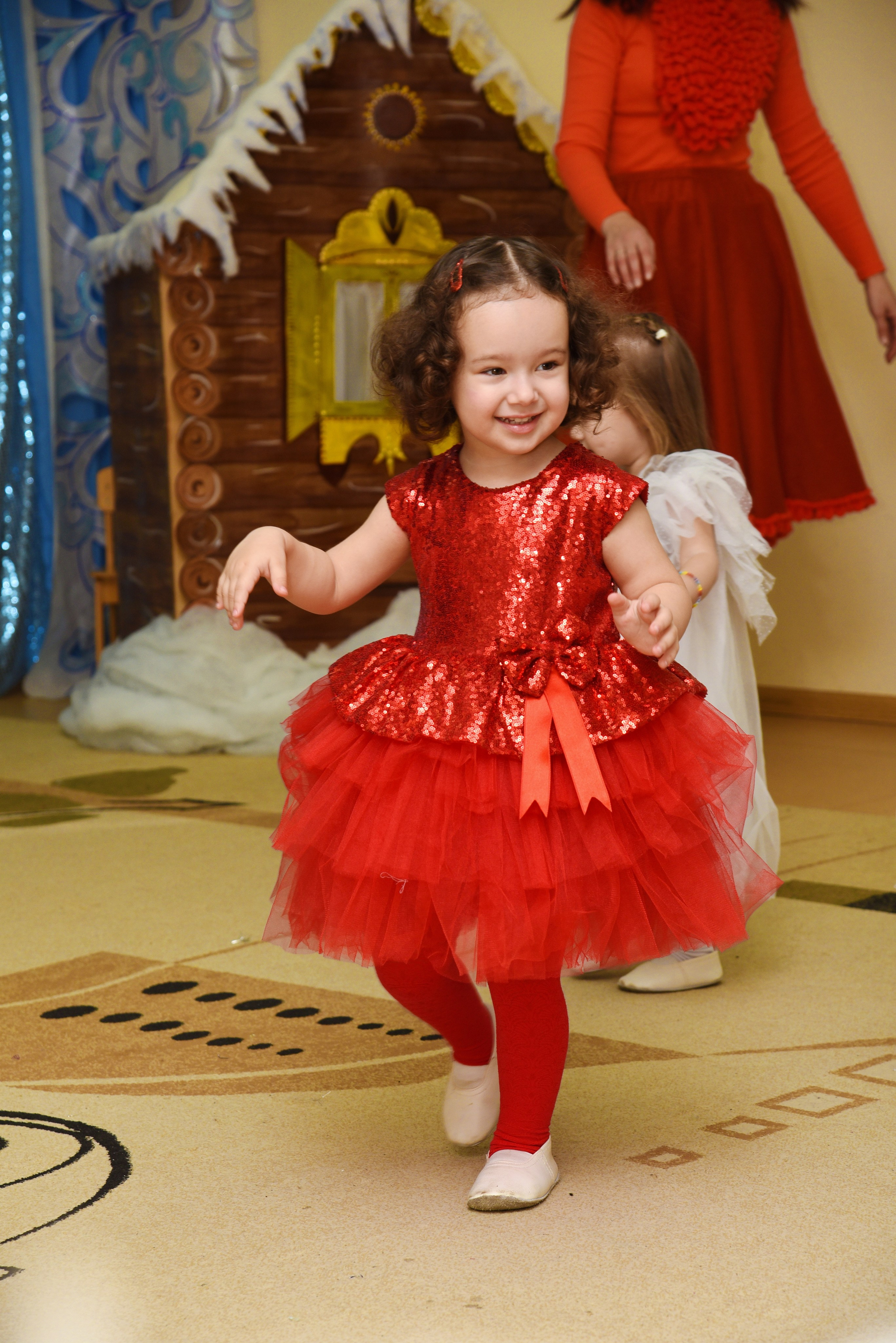 НОВОГОДНИЙ УТРЕННИК. Phoenix-studio1.ru