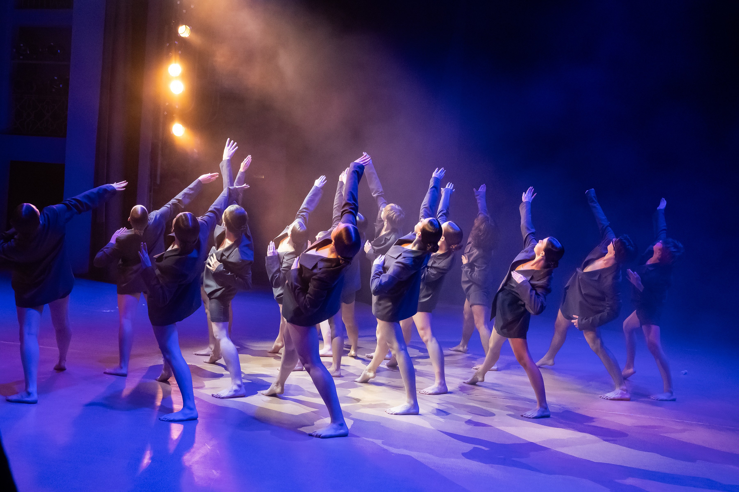 Концерт «Пространные танцы». Репортажный, семейный и детский фотограф в Пензе и Заречном Арина Ермилова. Картины барельеф на заказ