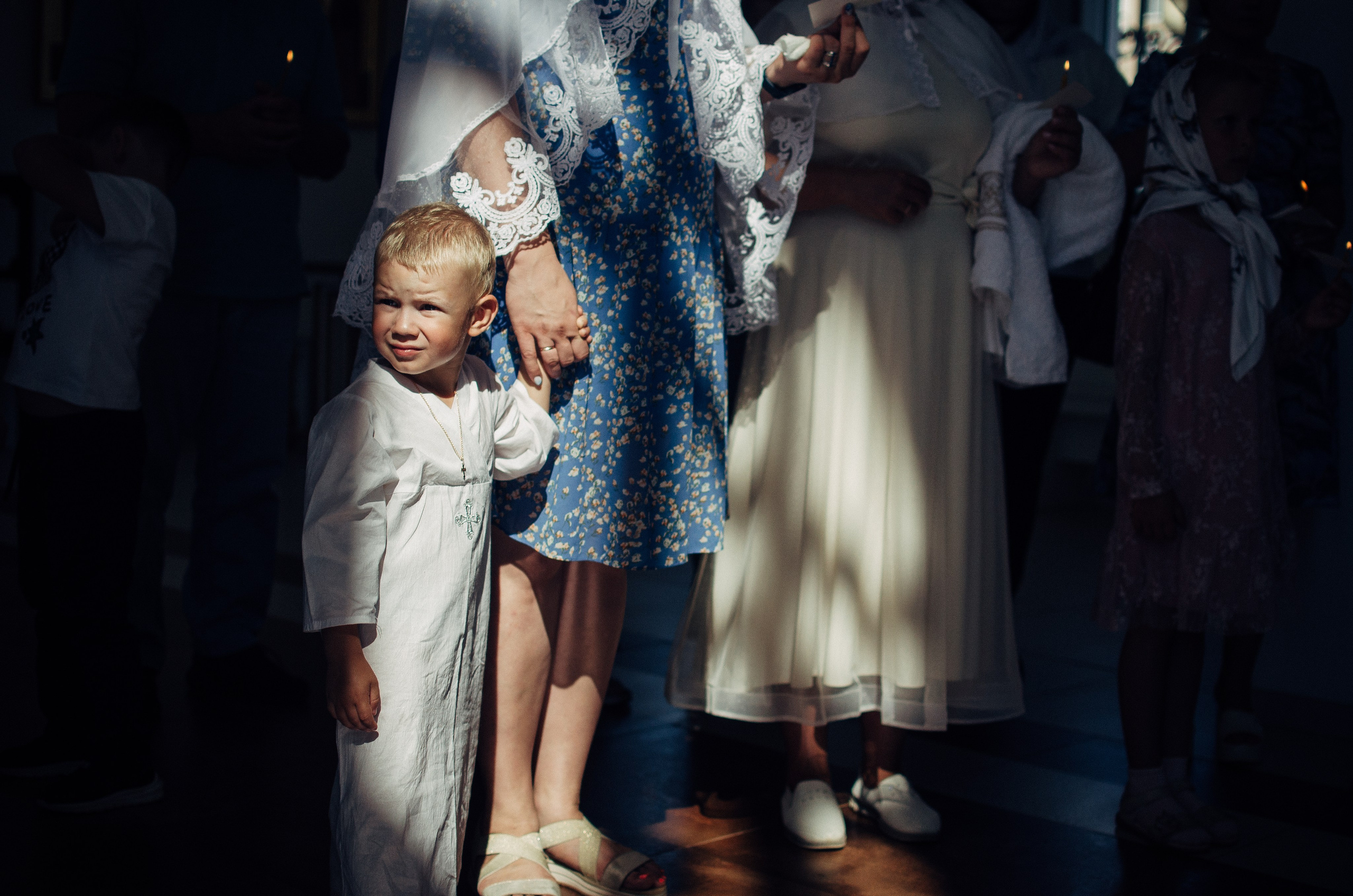 Крещение Андрюши — Трогательные моменты в фотографиях. Семейный фотограф во Всеволожске и Санкт-Петербурге Юлия Капустина