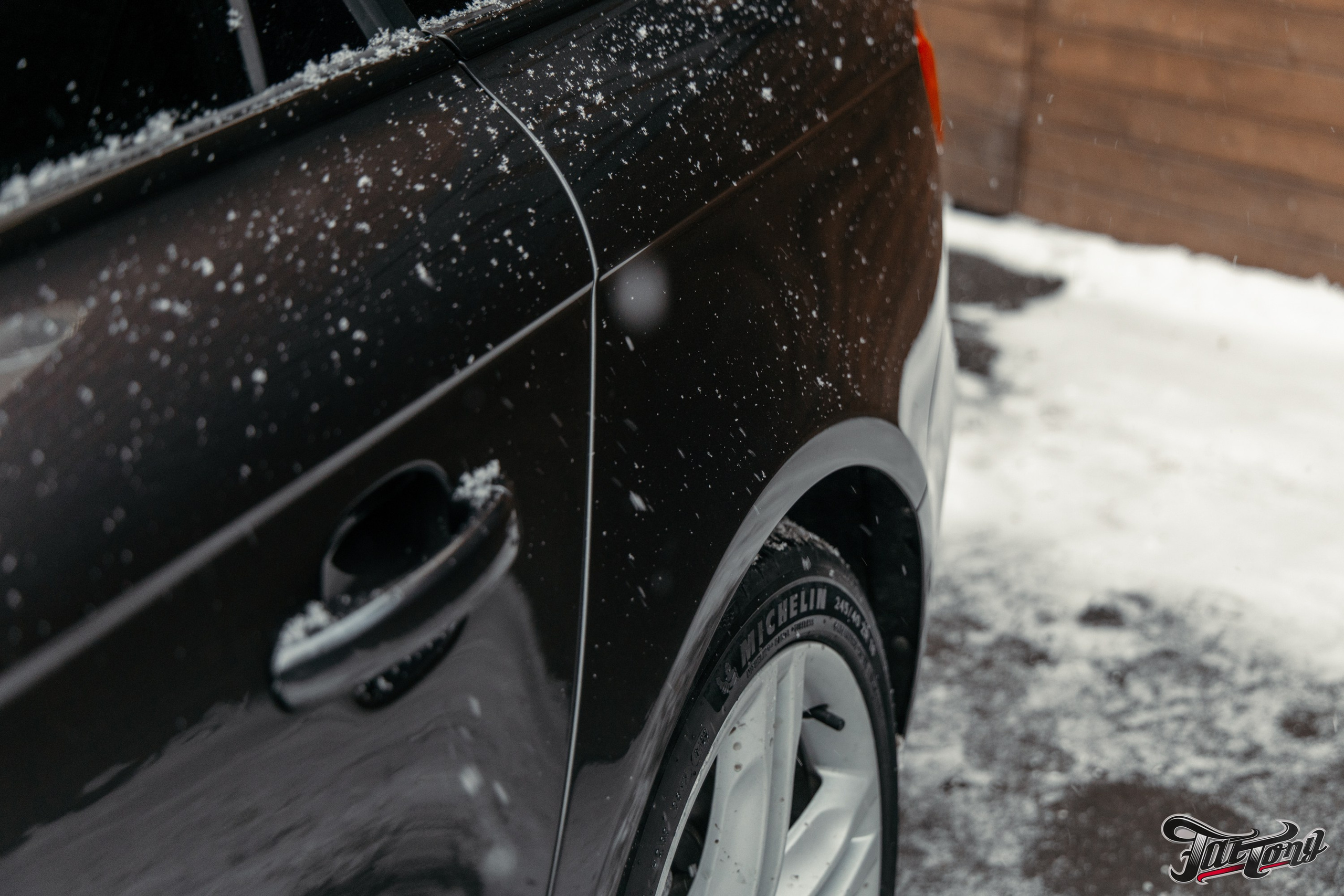 Audi S4 полный окрас кузова, кузовные работы и антихром. DeLorein